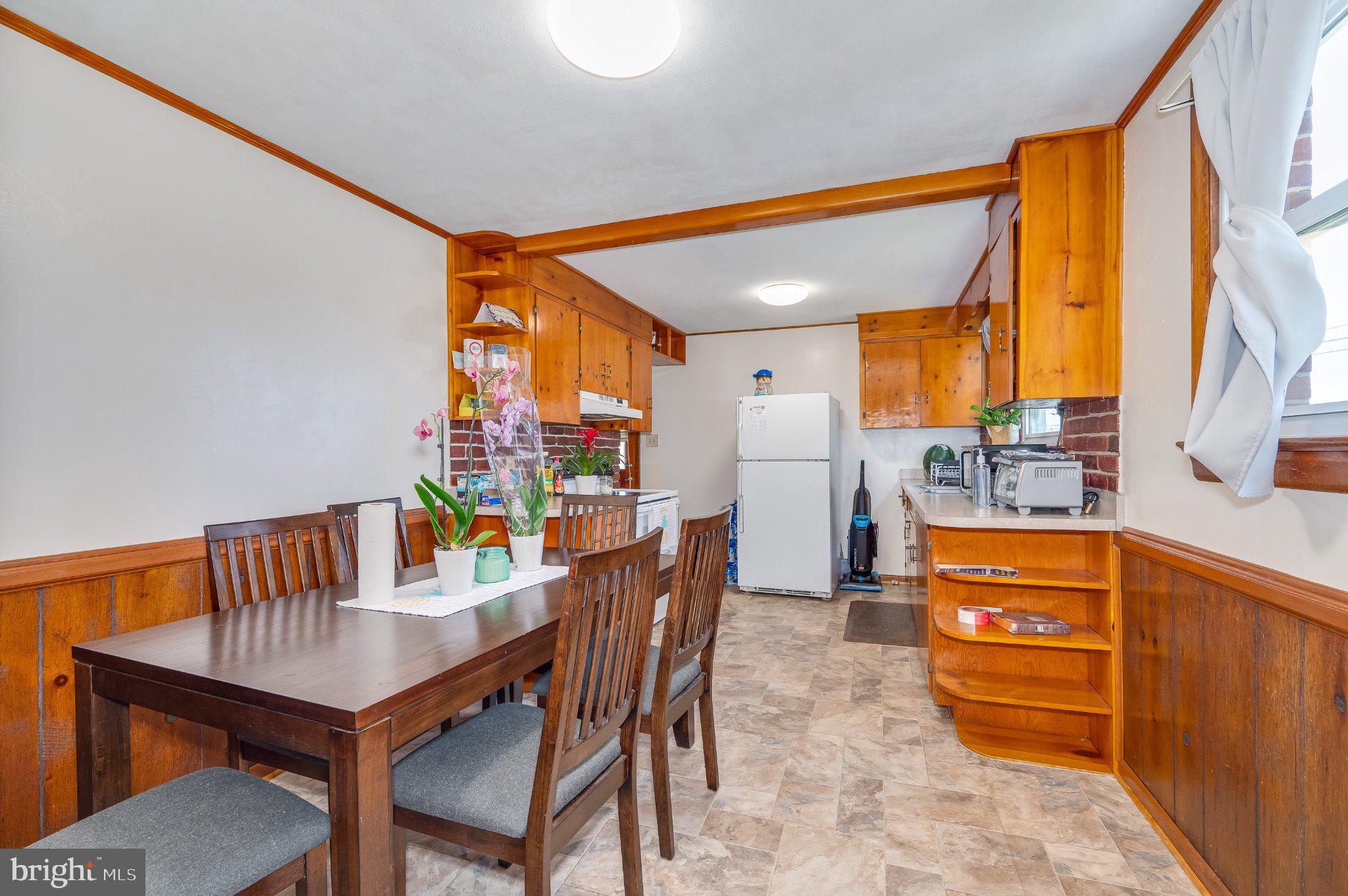 RUSSELL - Residential