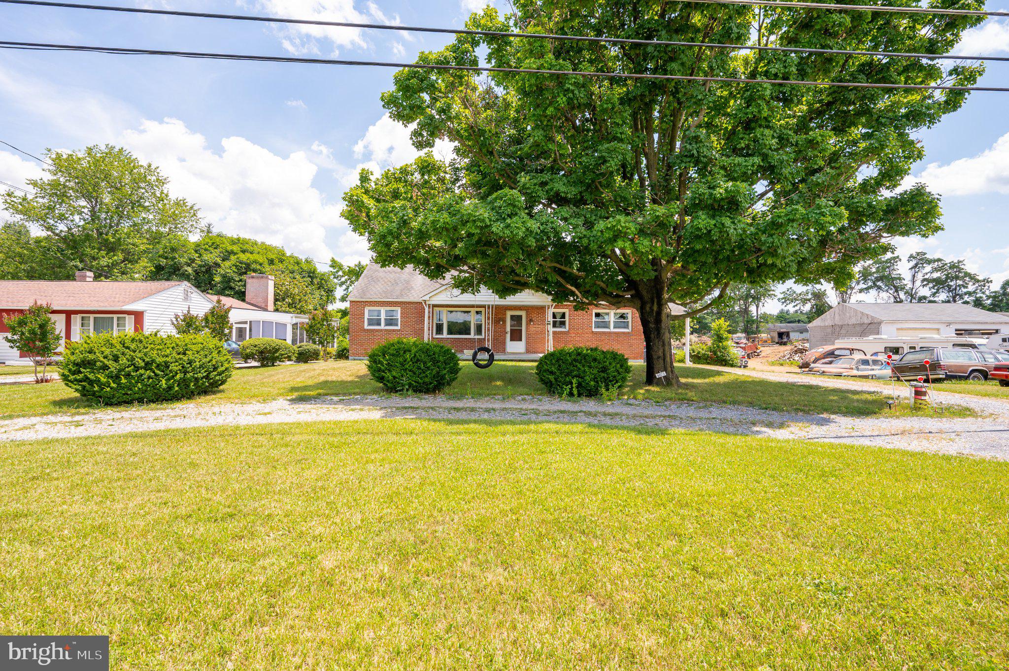 6073 LORD FAIRFAX HIGHWAY