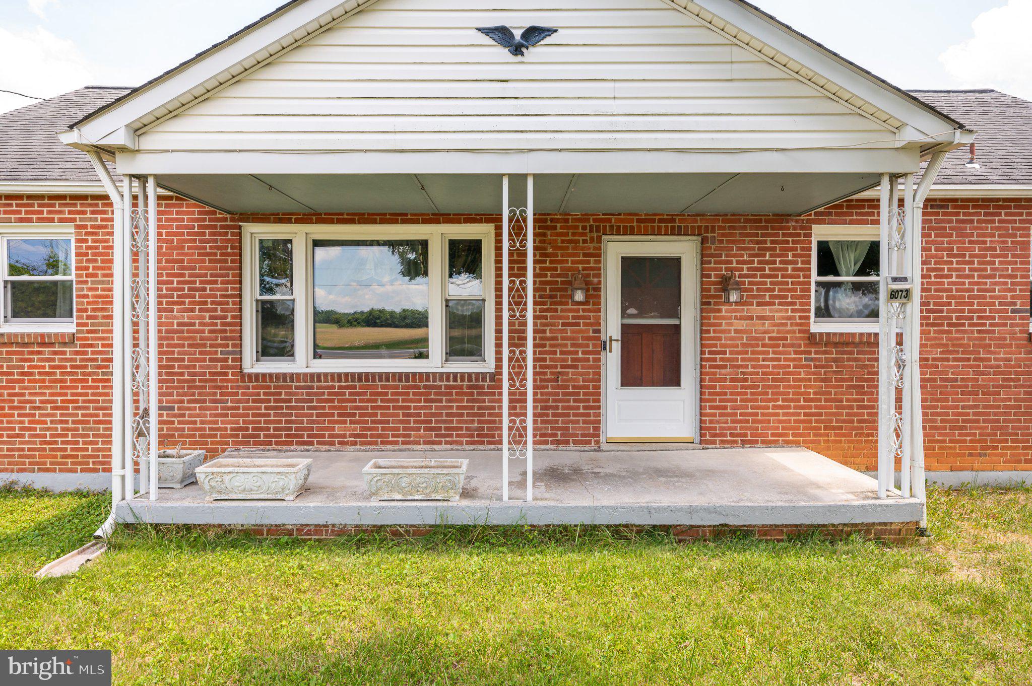 RUSSELL - Residential