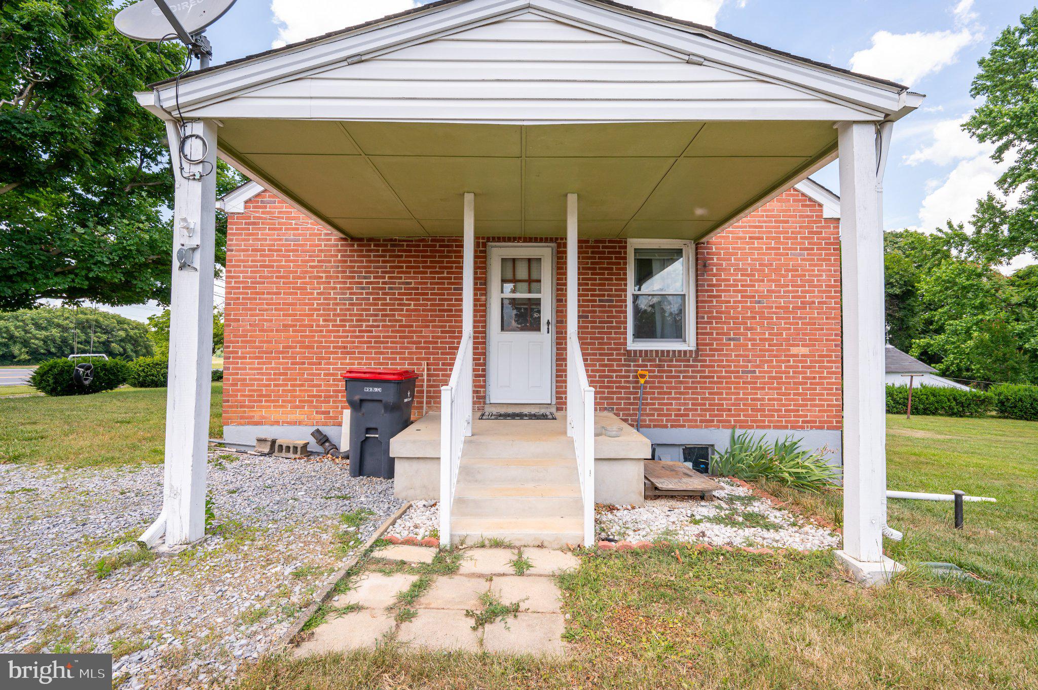 RUSSELL - Residential