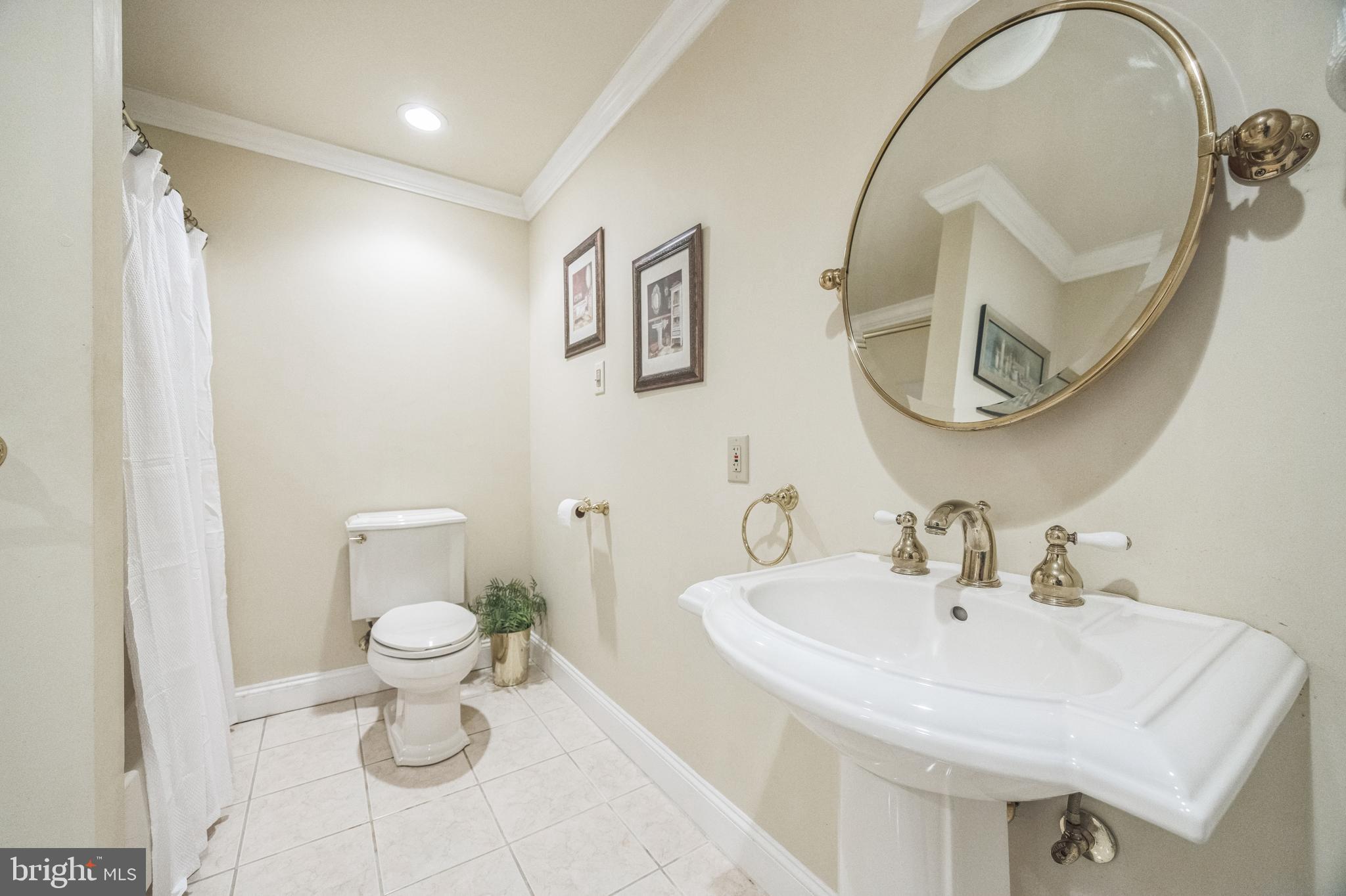ESTS AT GLEN ACRES - Residential