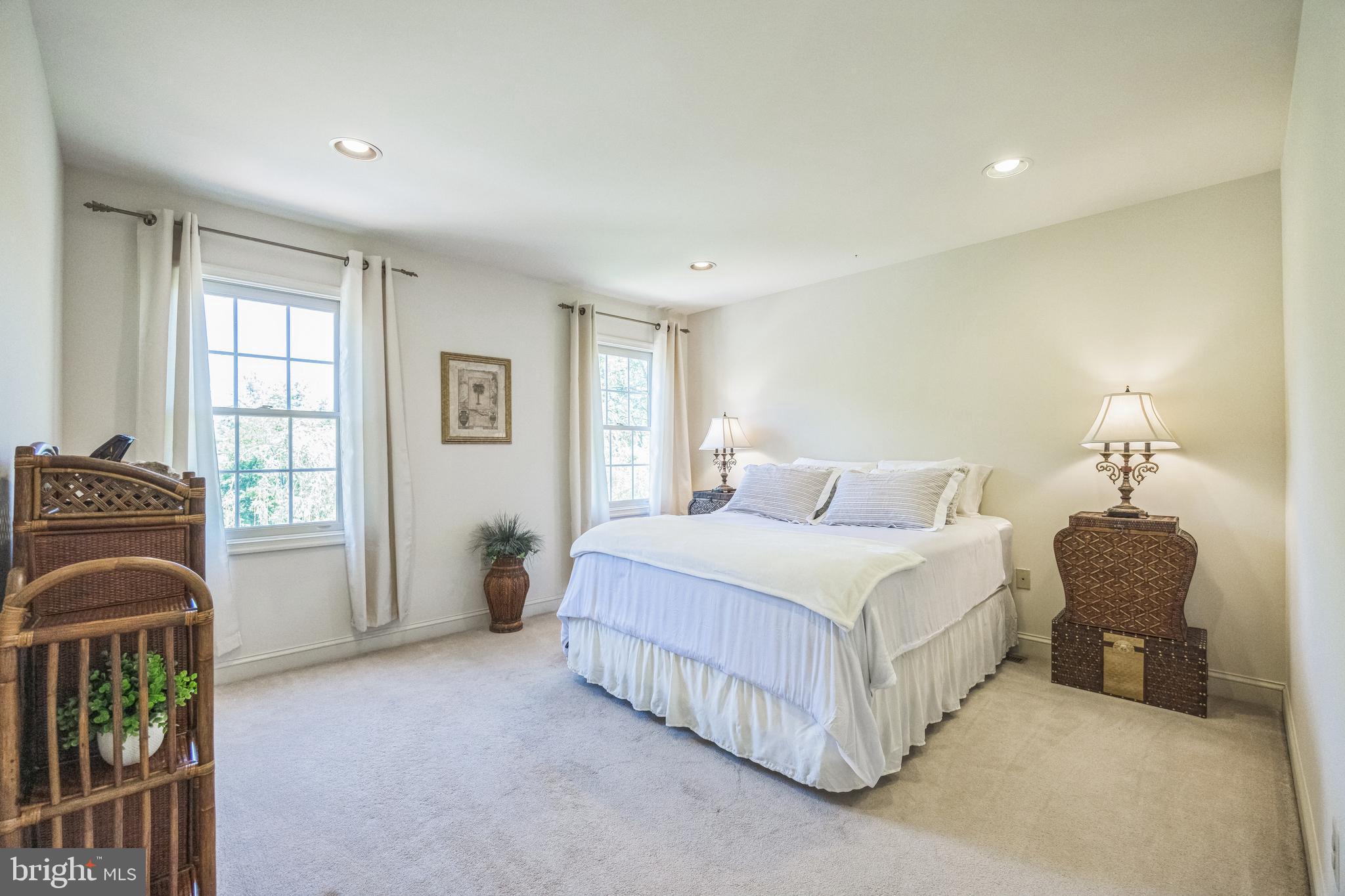 ESTS AT GLEN ACRES - Residential