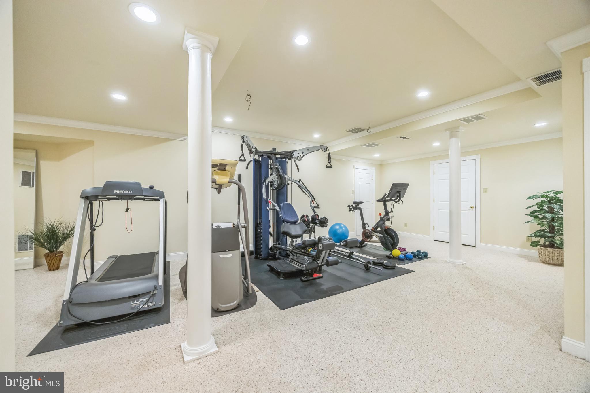 ESTS AT GLEN ACRES - Residential