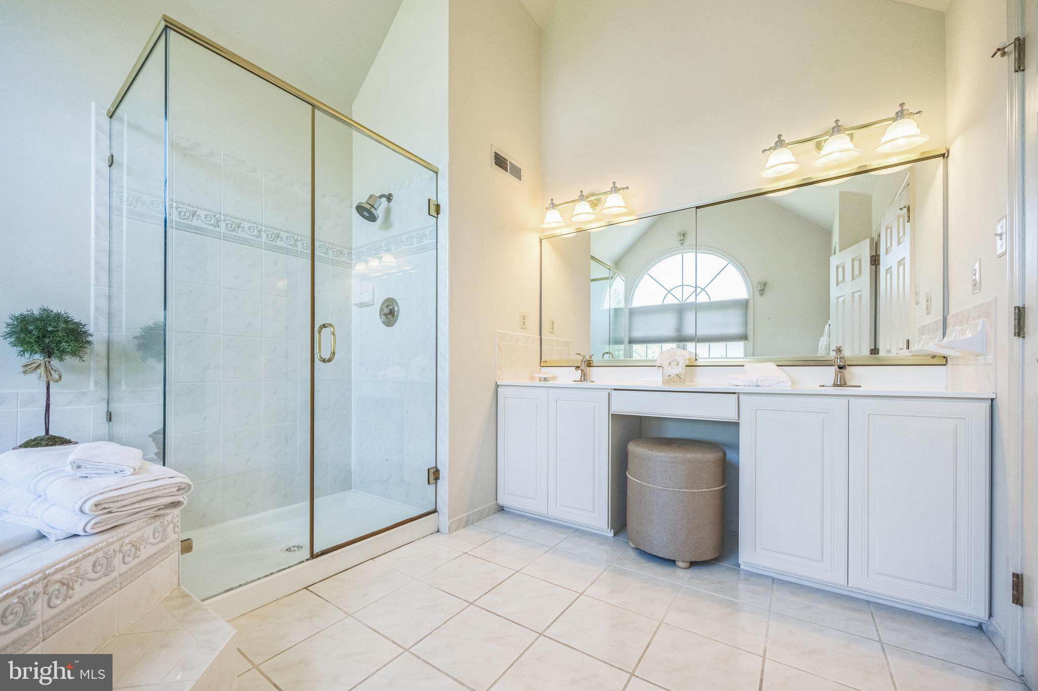 ESTS AT GLEN ACRES - Residential
