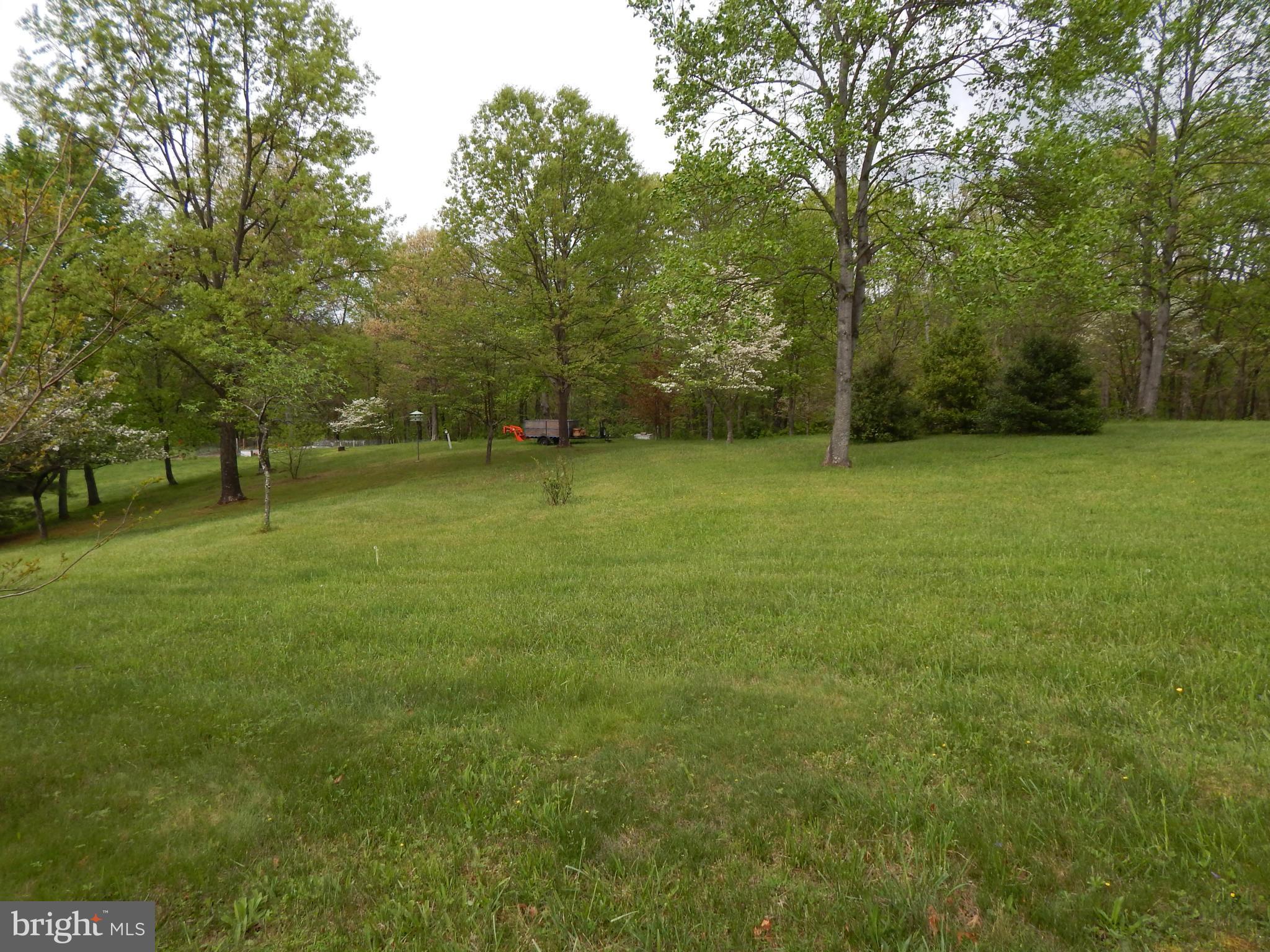 CHESTNUT GROVE - Land