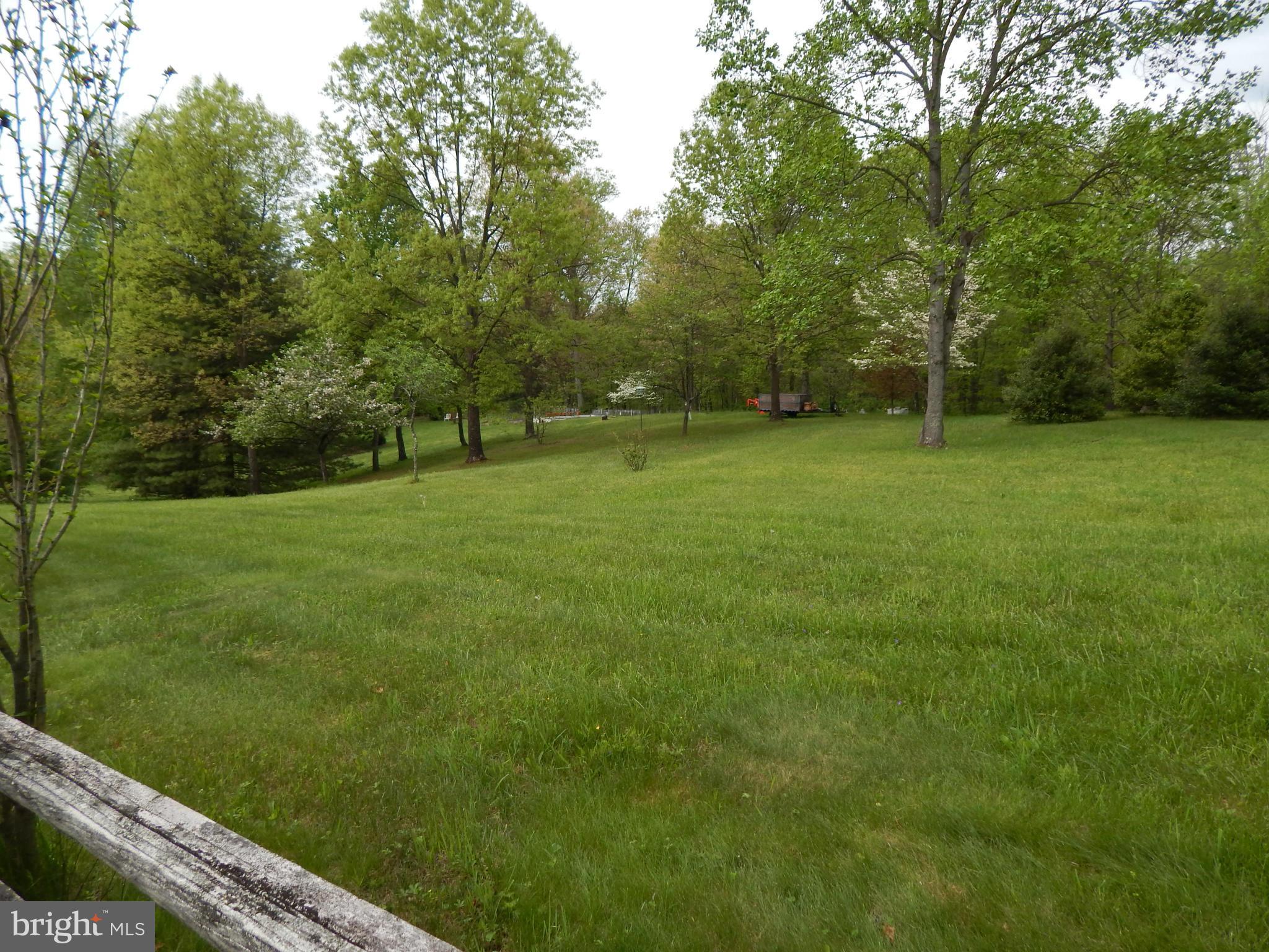 CHESTNUT GROVE - Land