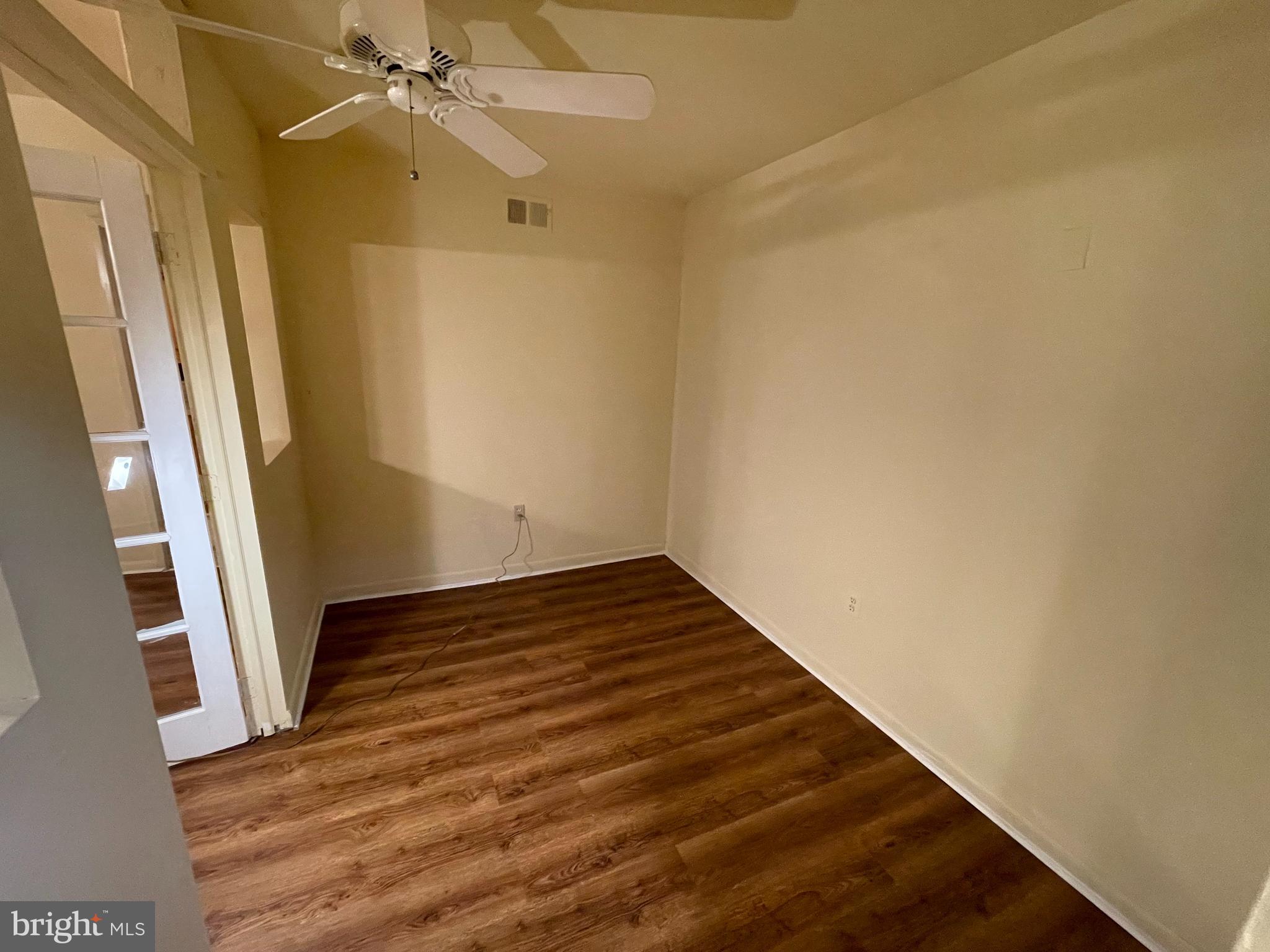 SHADOW OAKS - Residential