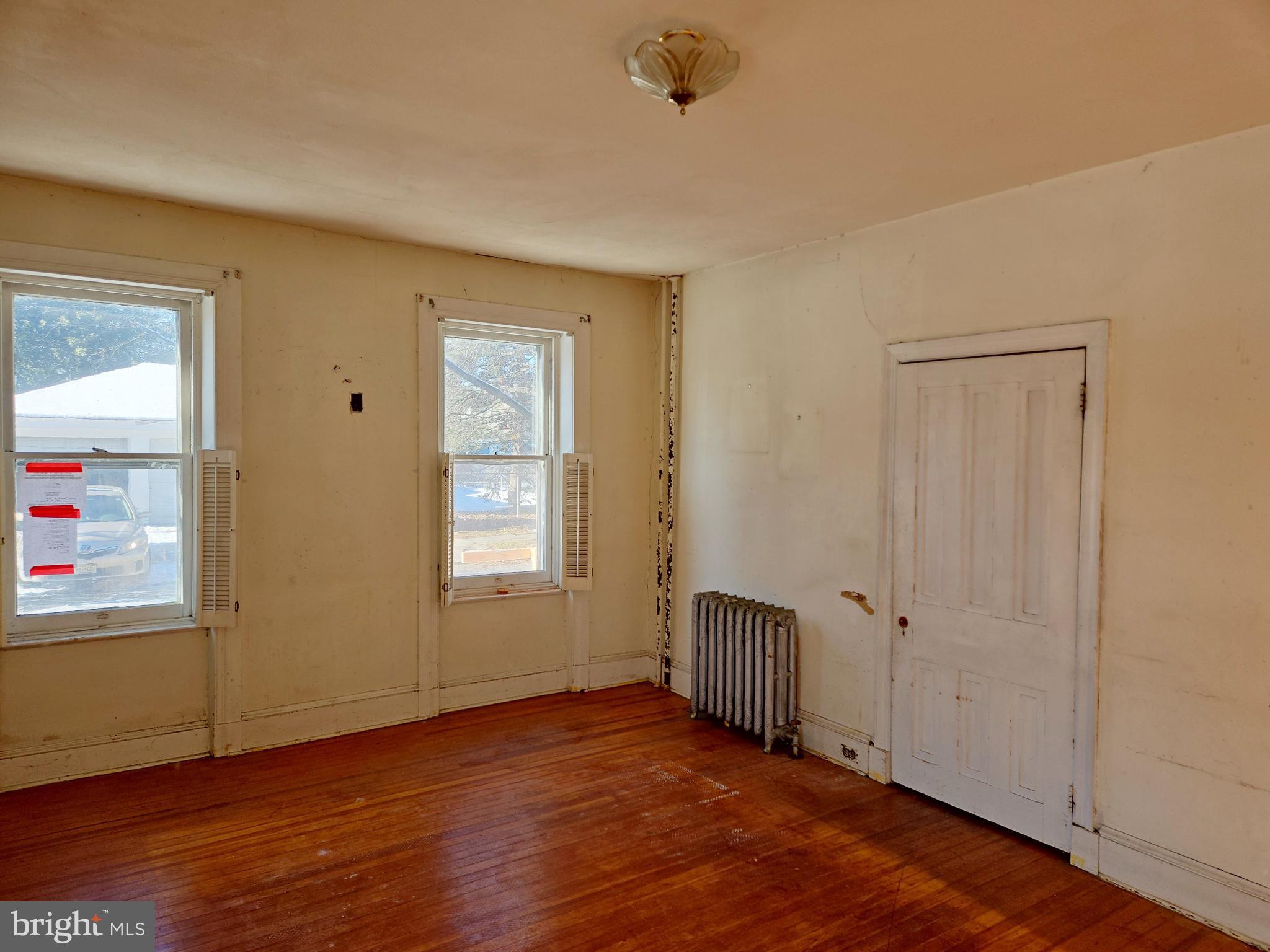 235 SAINT MARY STREET