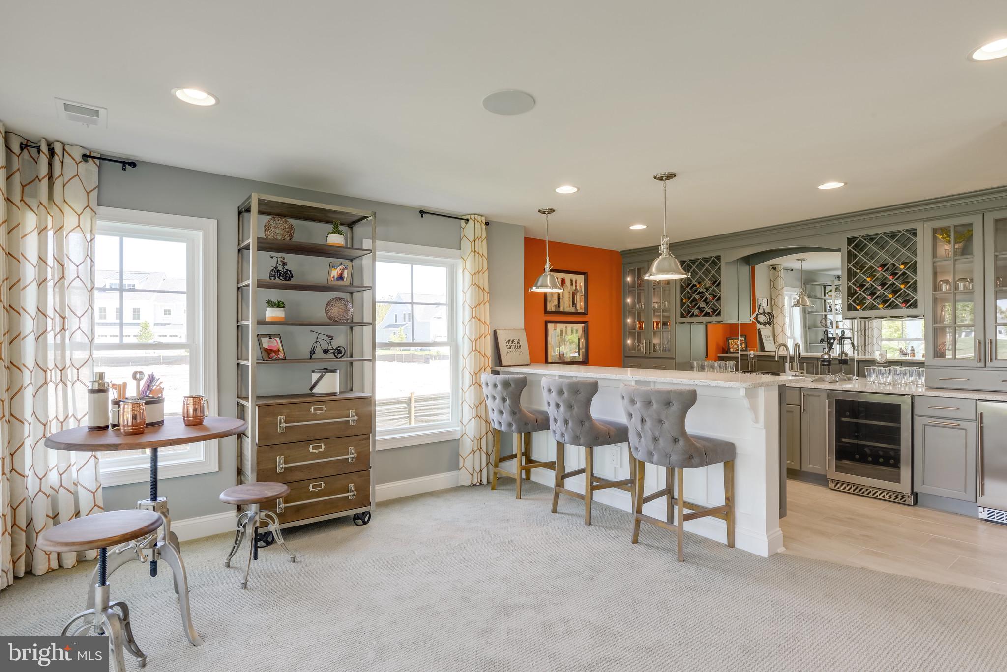 WATERVIEW ON LOVE CREEK - Residential