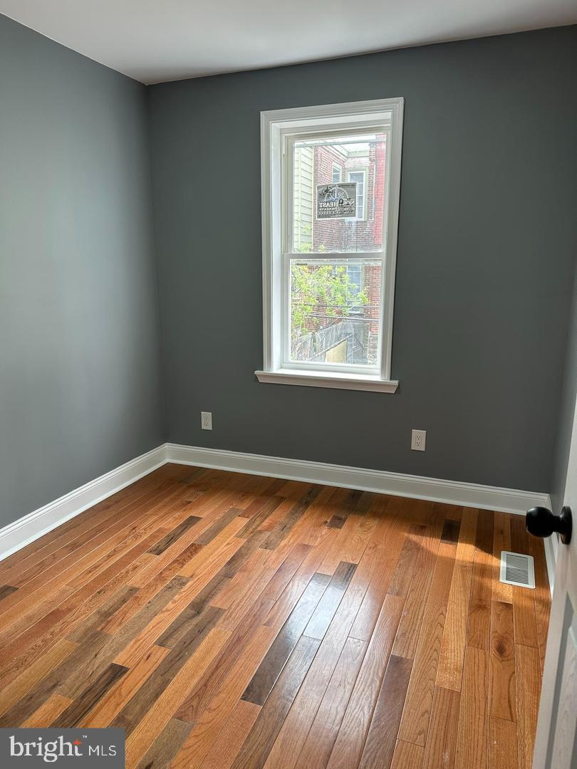 OLNEY (EAST) - Residential