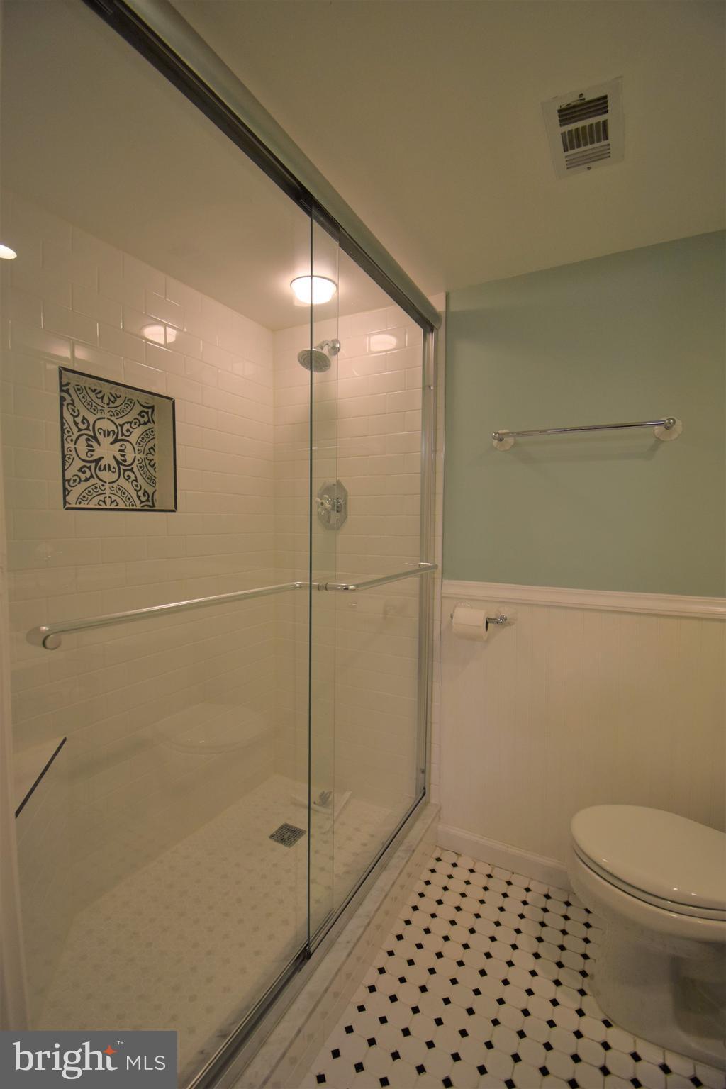 FAIRLINGTON VILLAGES - Residential Lease