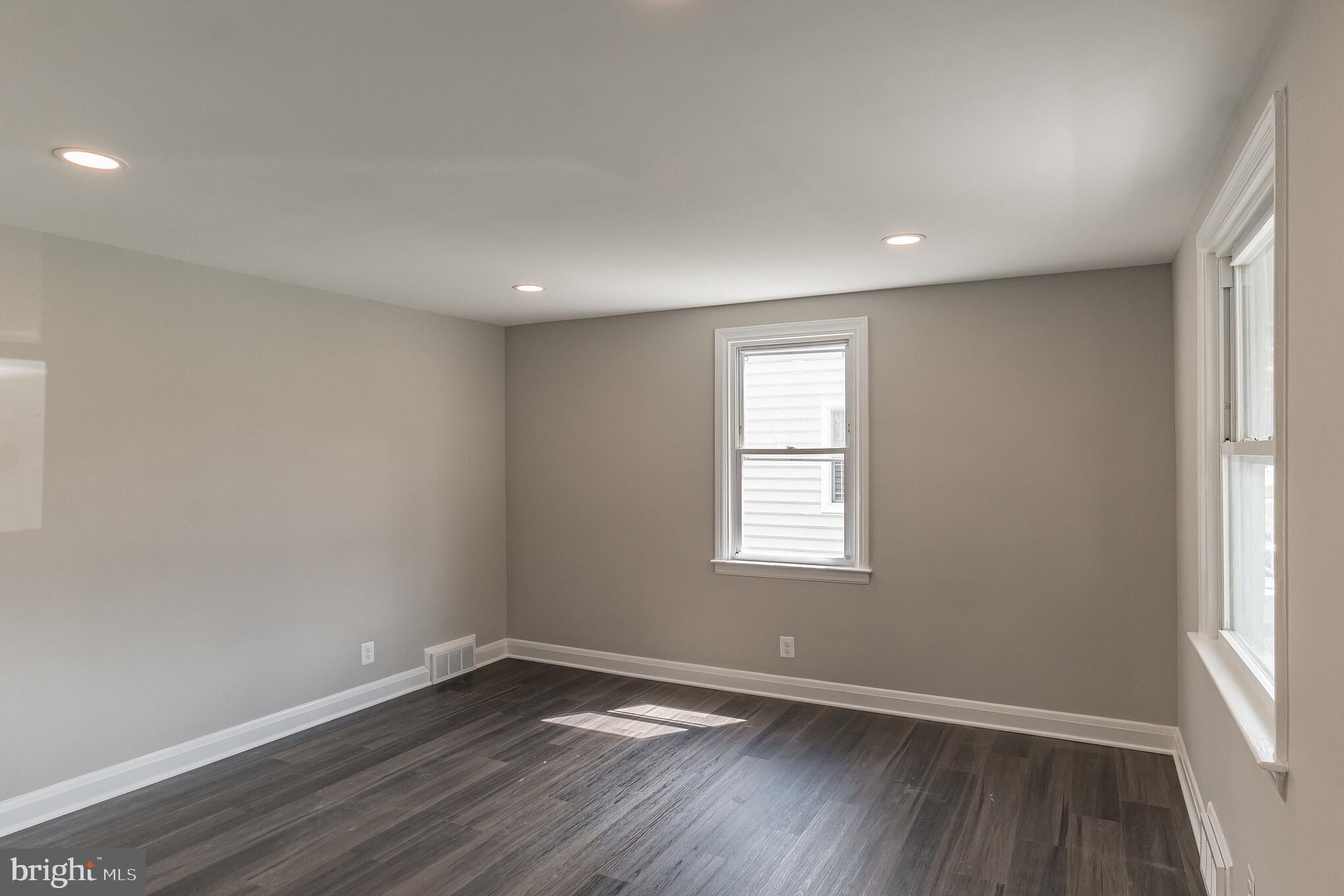 PARKVILLE - Residential