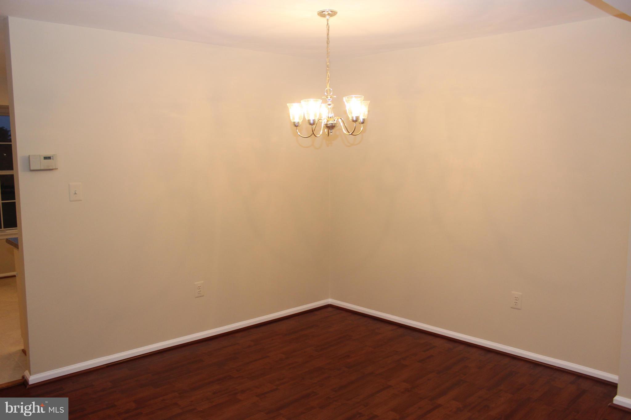 ASHBURN VILLAGE - Residential Lease