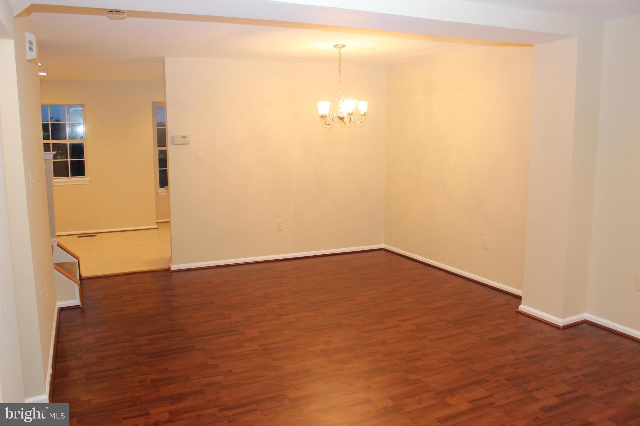 ASHBURN VILLAGE - Residential Lease