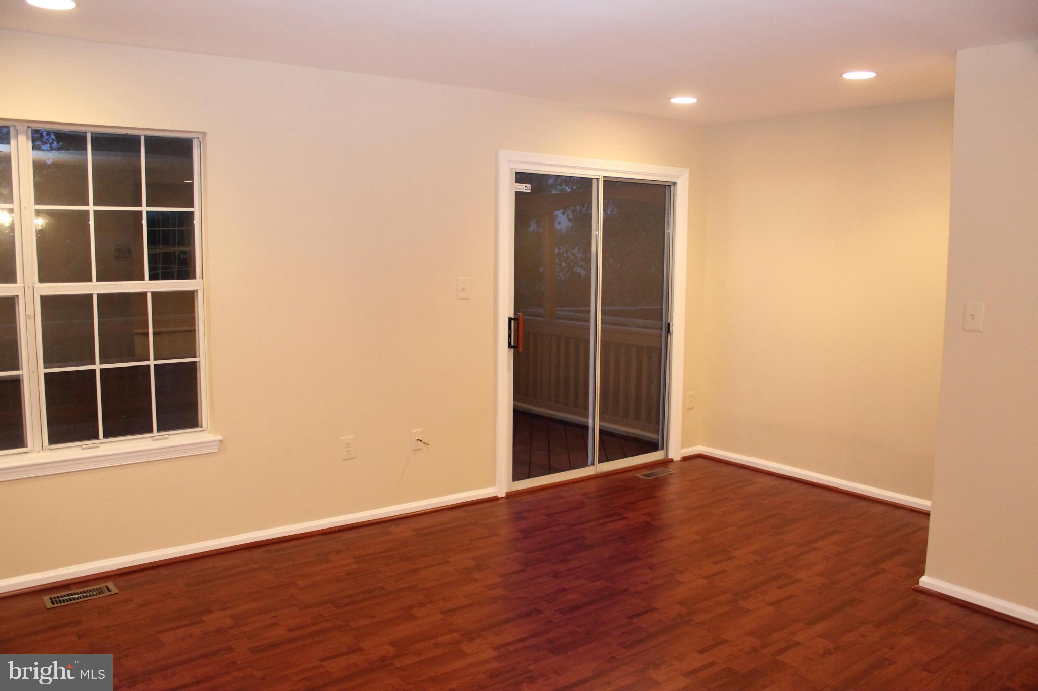 ASHBURN VILLAGE - Residential Lease