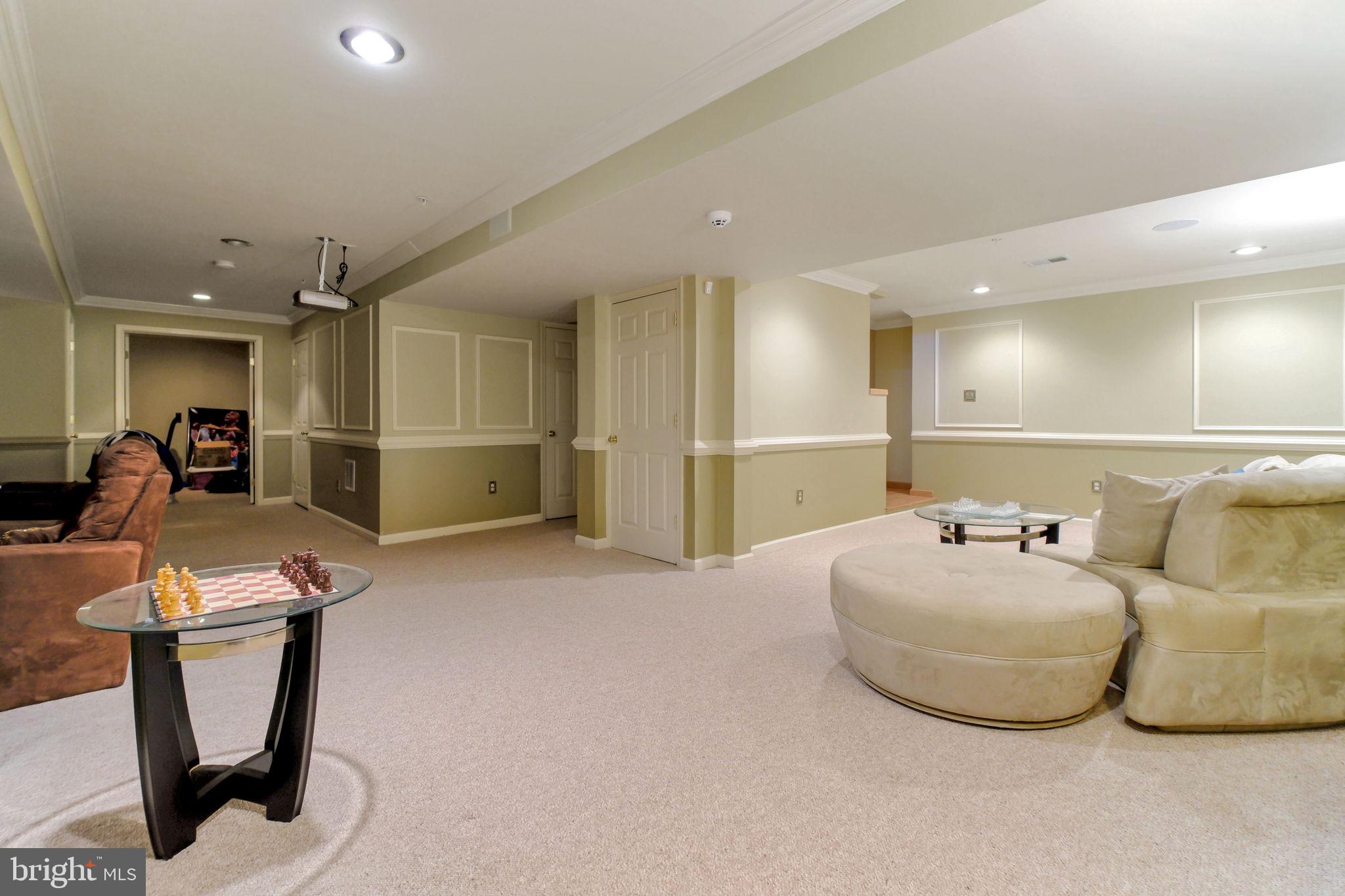 MARLBORO DOWNS - Residential