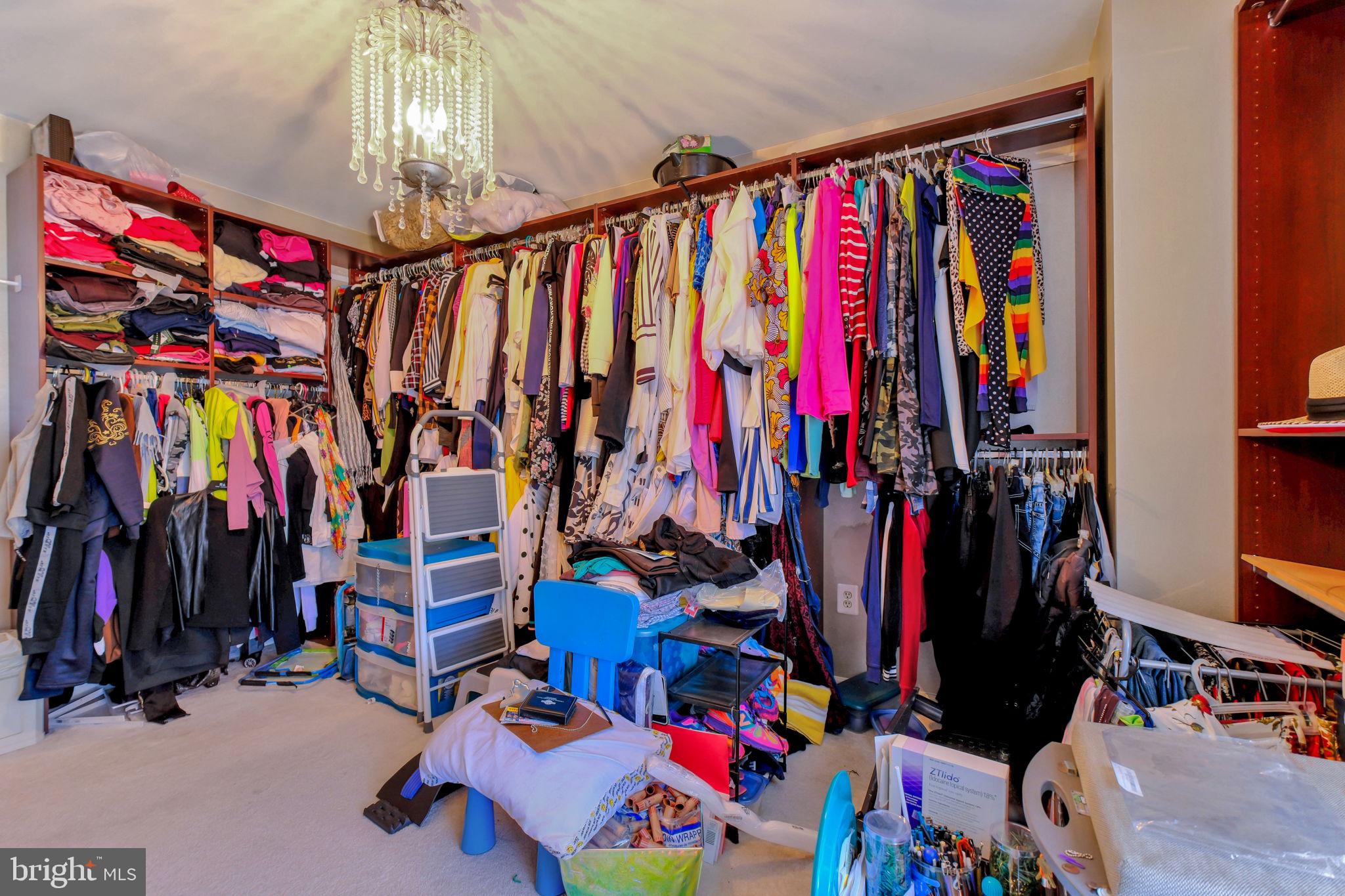 MARLBORO DOWNS - Residential