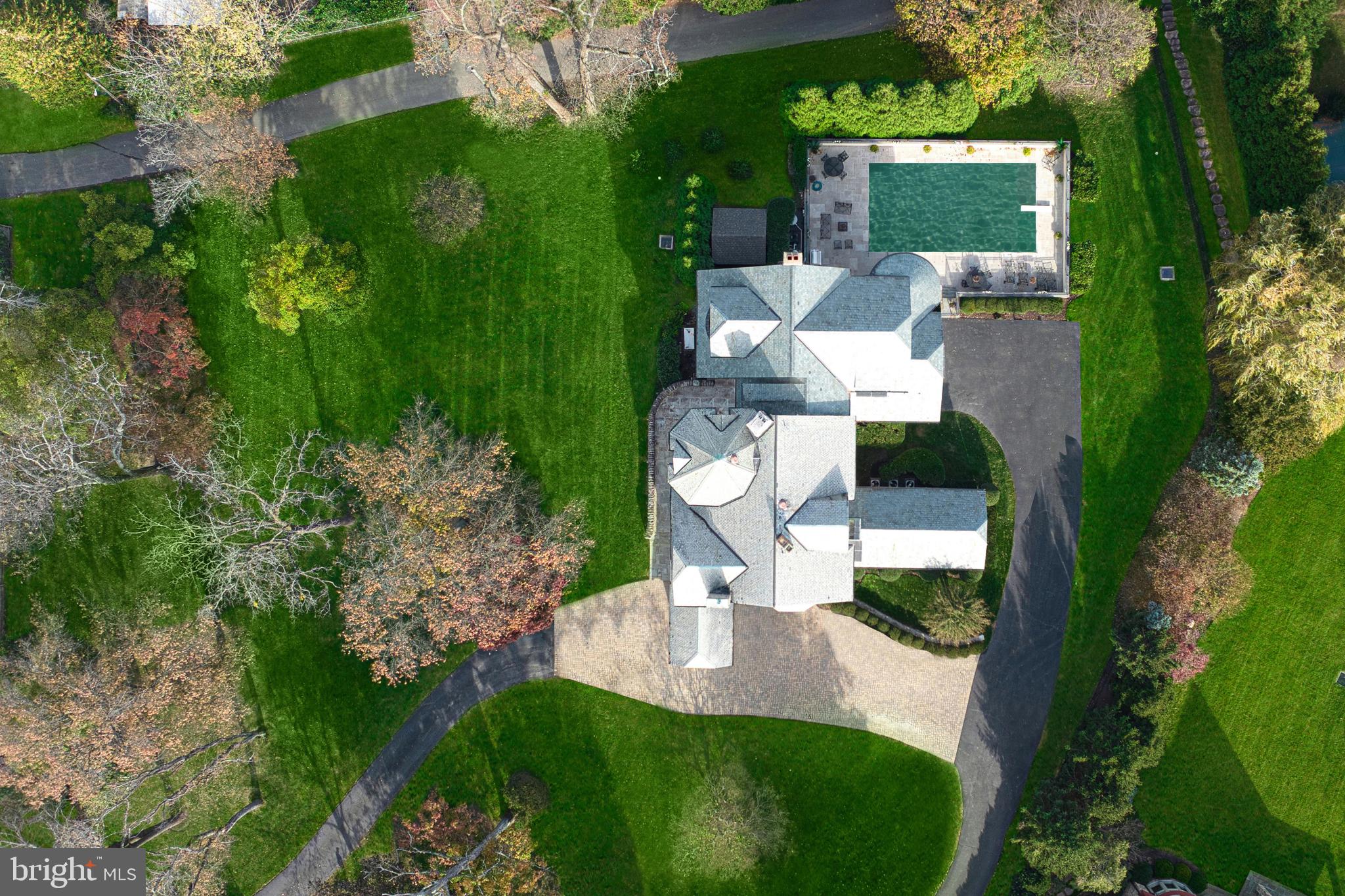 FOREST HILLS - Residential