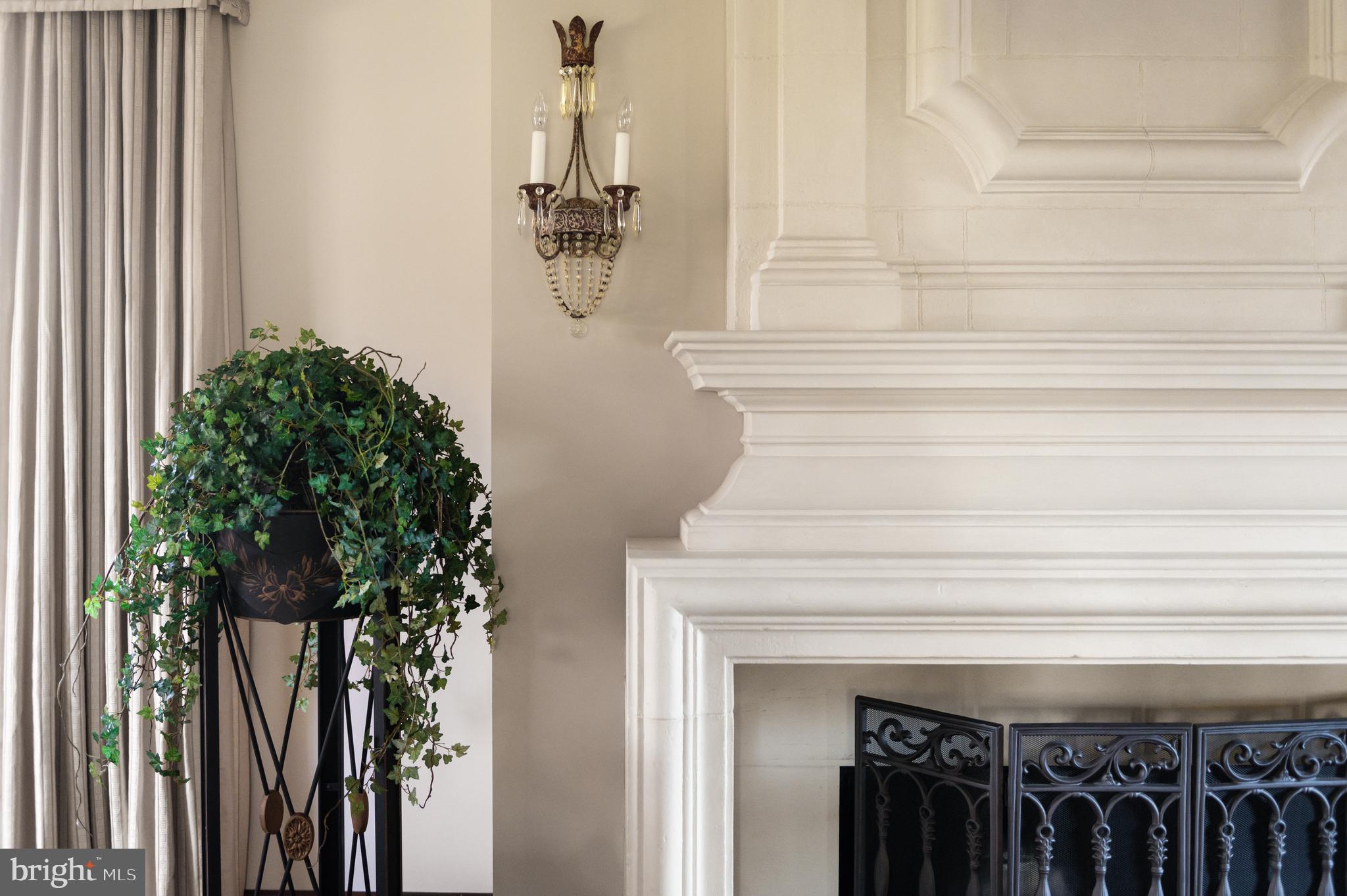 FOREST HILLS - Residential