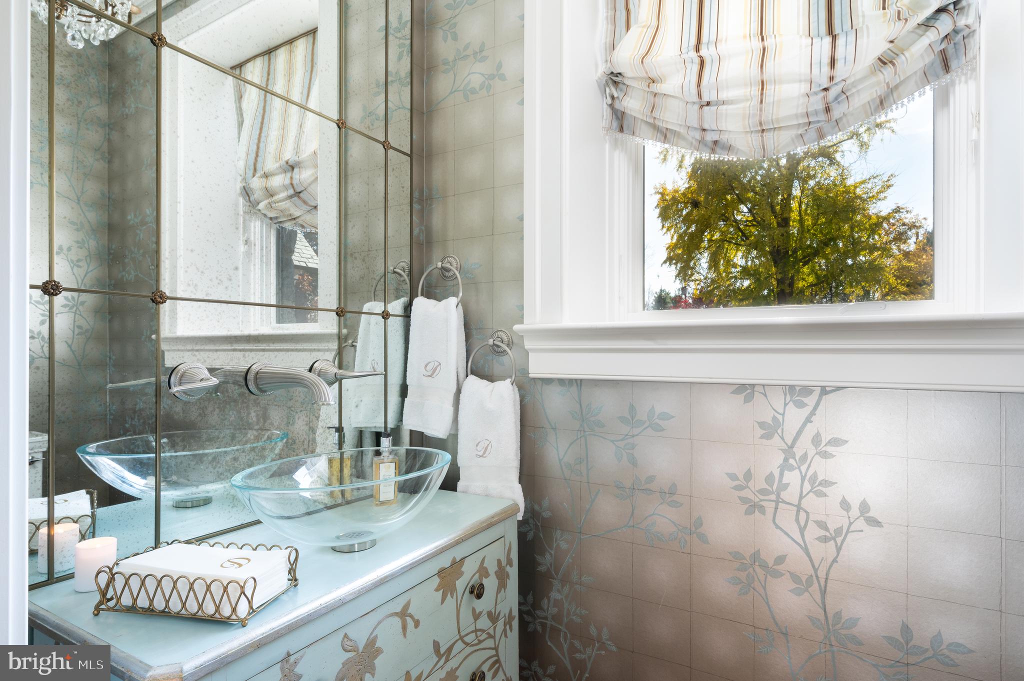 FOREST HILLS - Residential