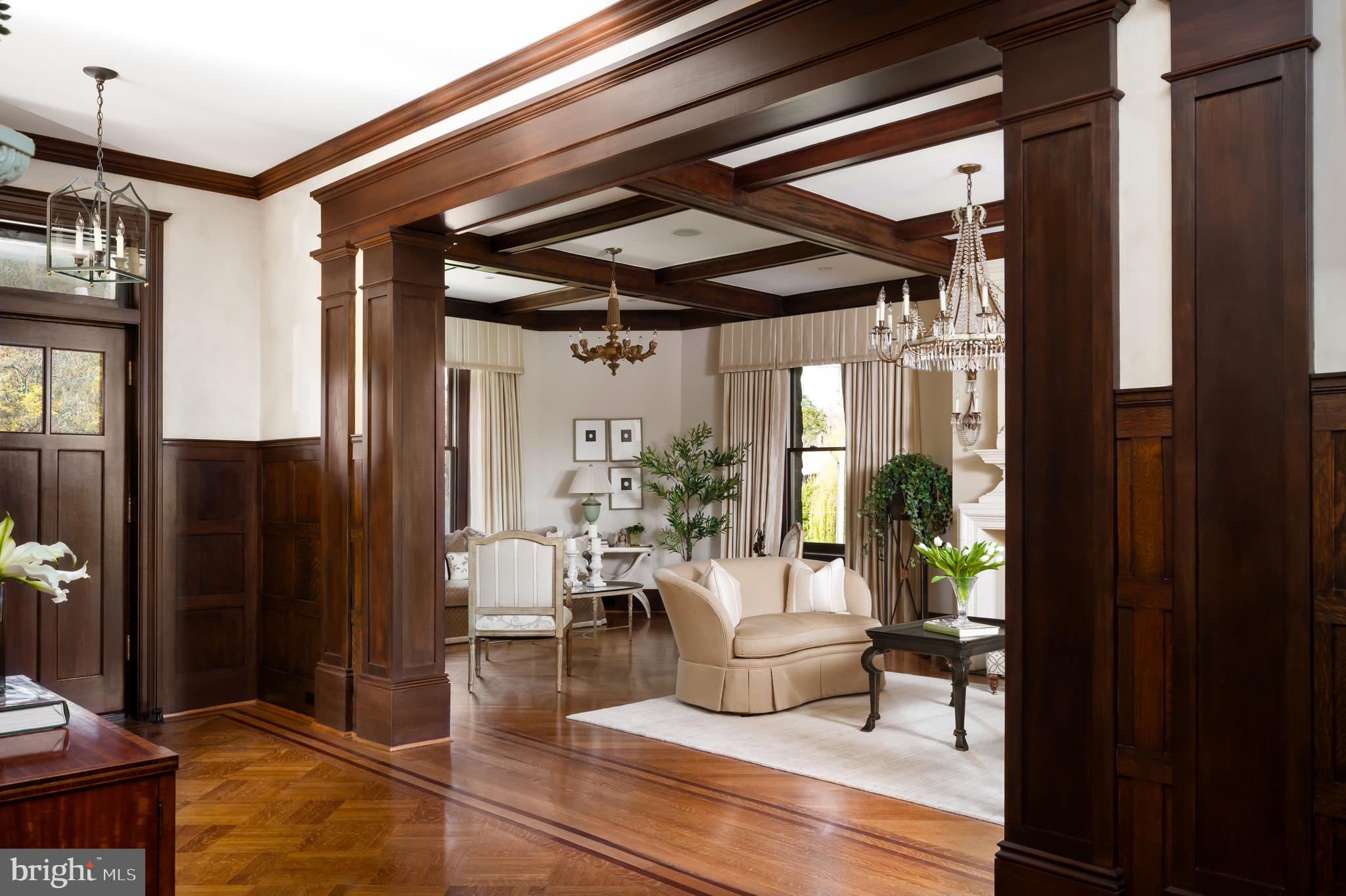 FOREST HILLS - Residential