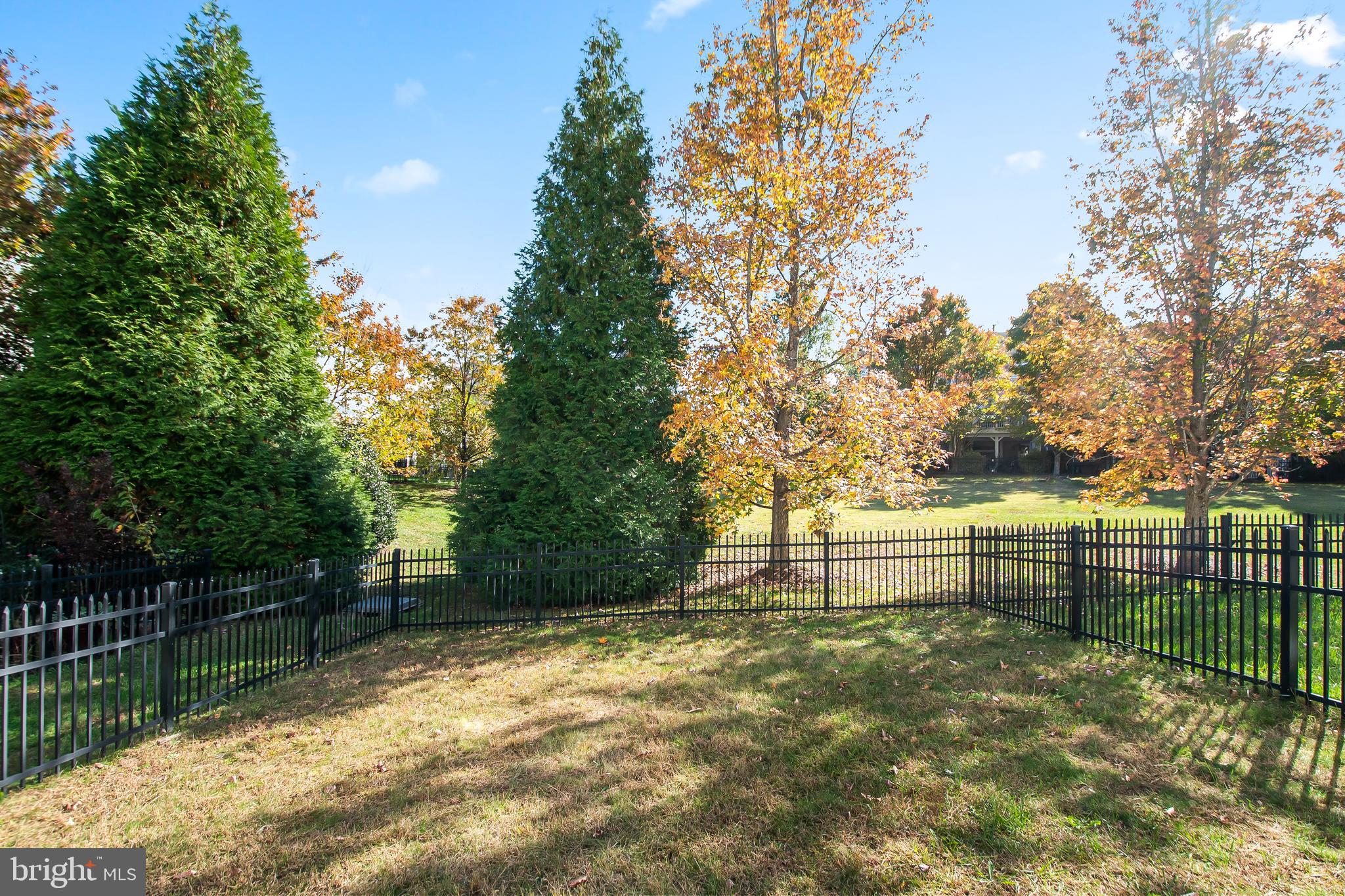 OAK CREEK - Residential