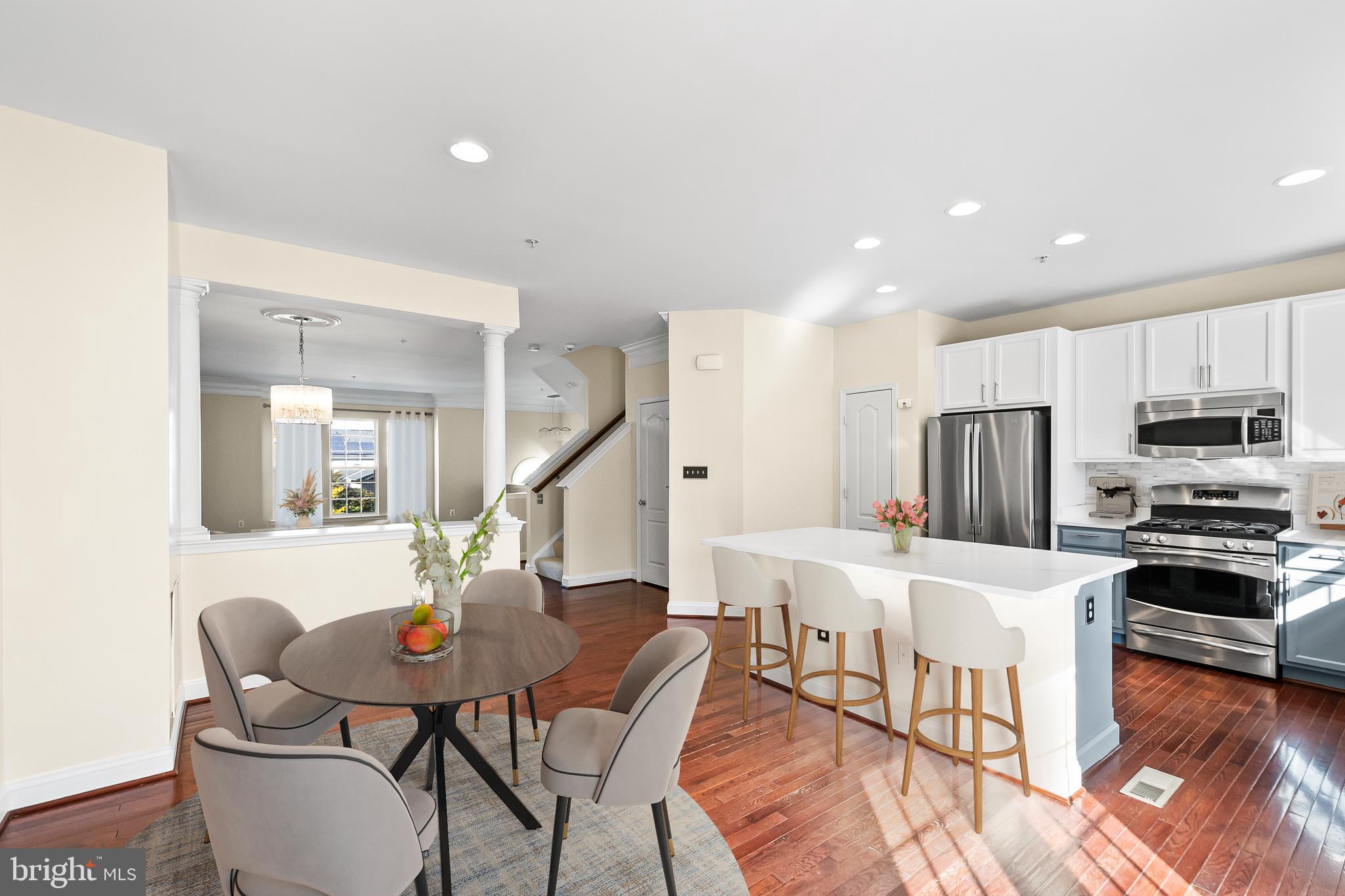 OAK CREEK - Residential