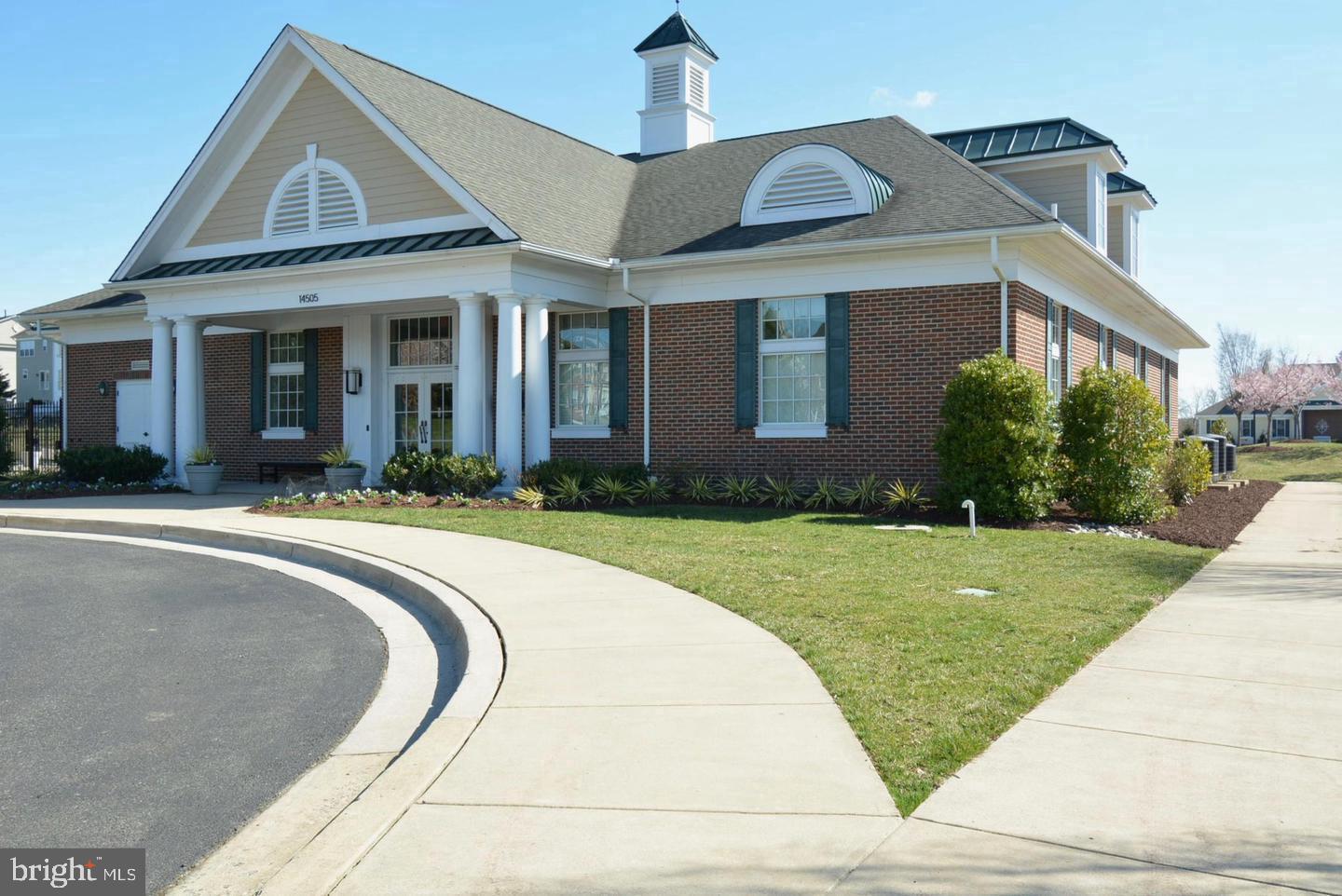 OAK CREEK - Residential