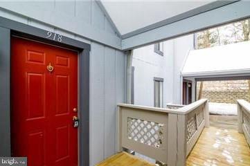 918 WINDBROOK RIVE #918