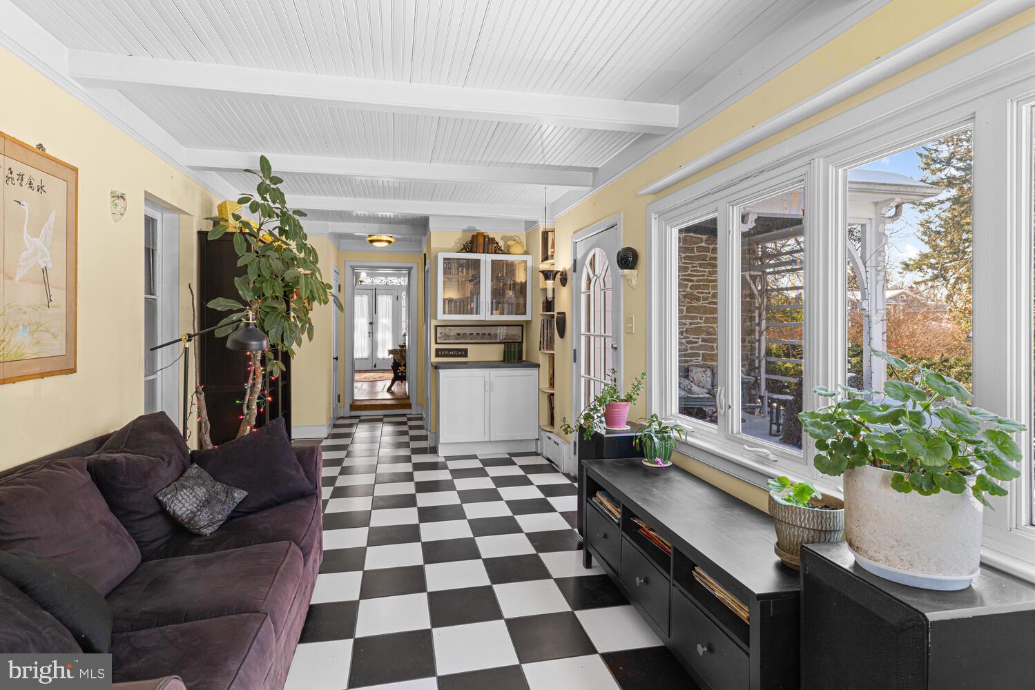 CHELTENHAM VIL - Residential