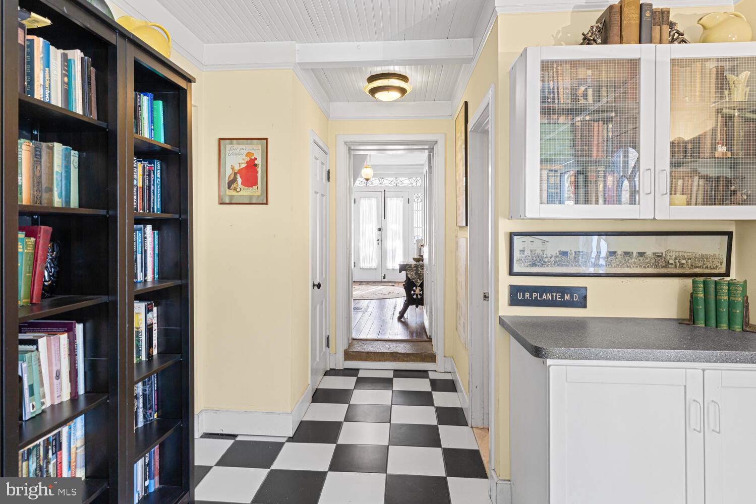 CHELTENHAM VIL - Residential