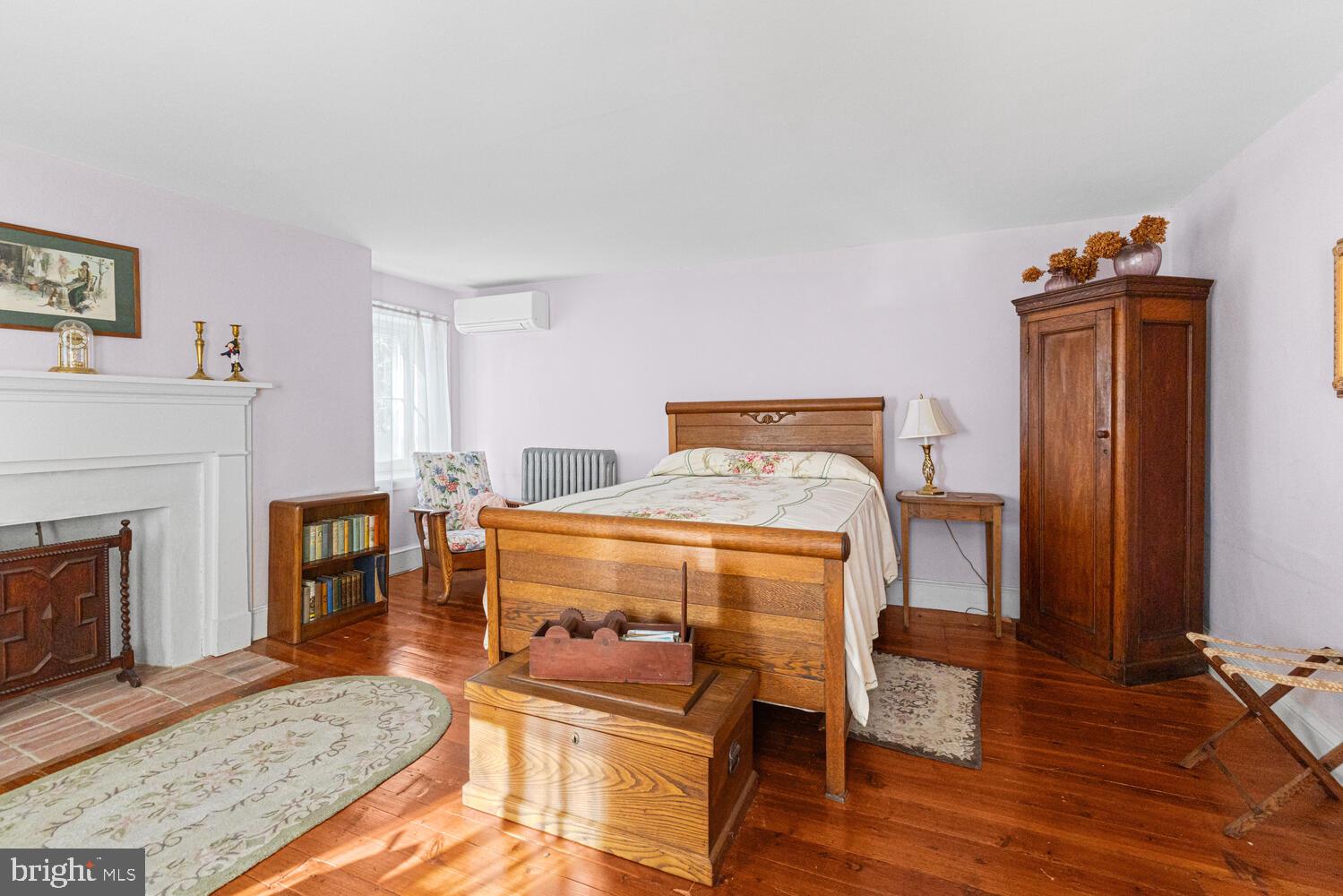 CHELTENHAM VIL - Residential