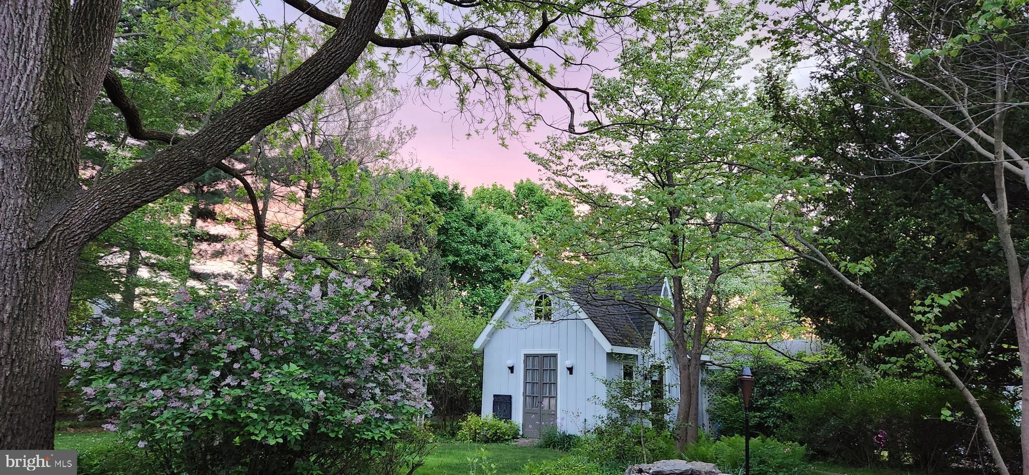 CHELTENHAM VIL - Residential