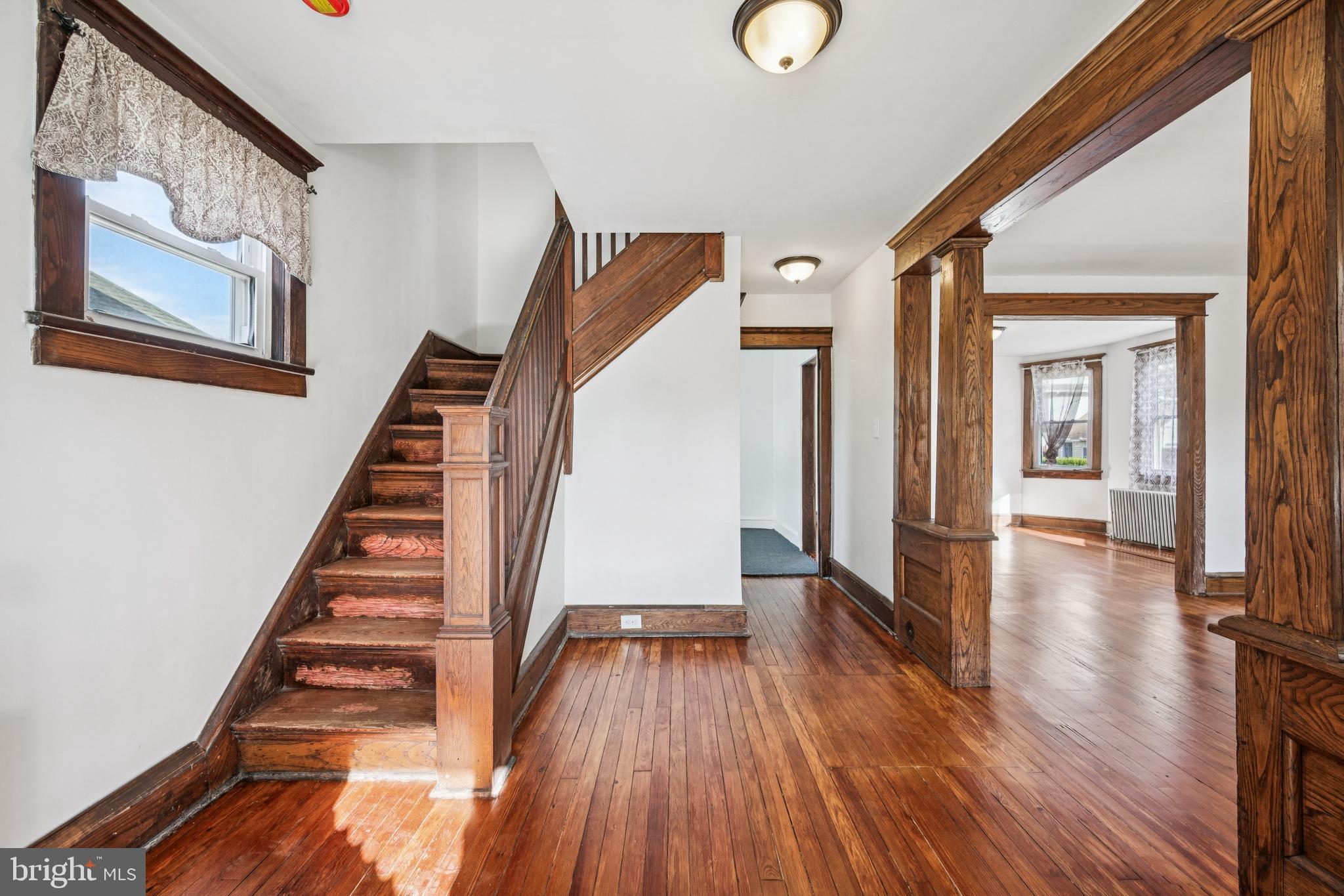 211 NEWTON AVENUE