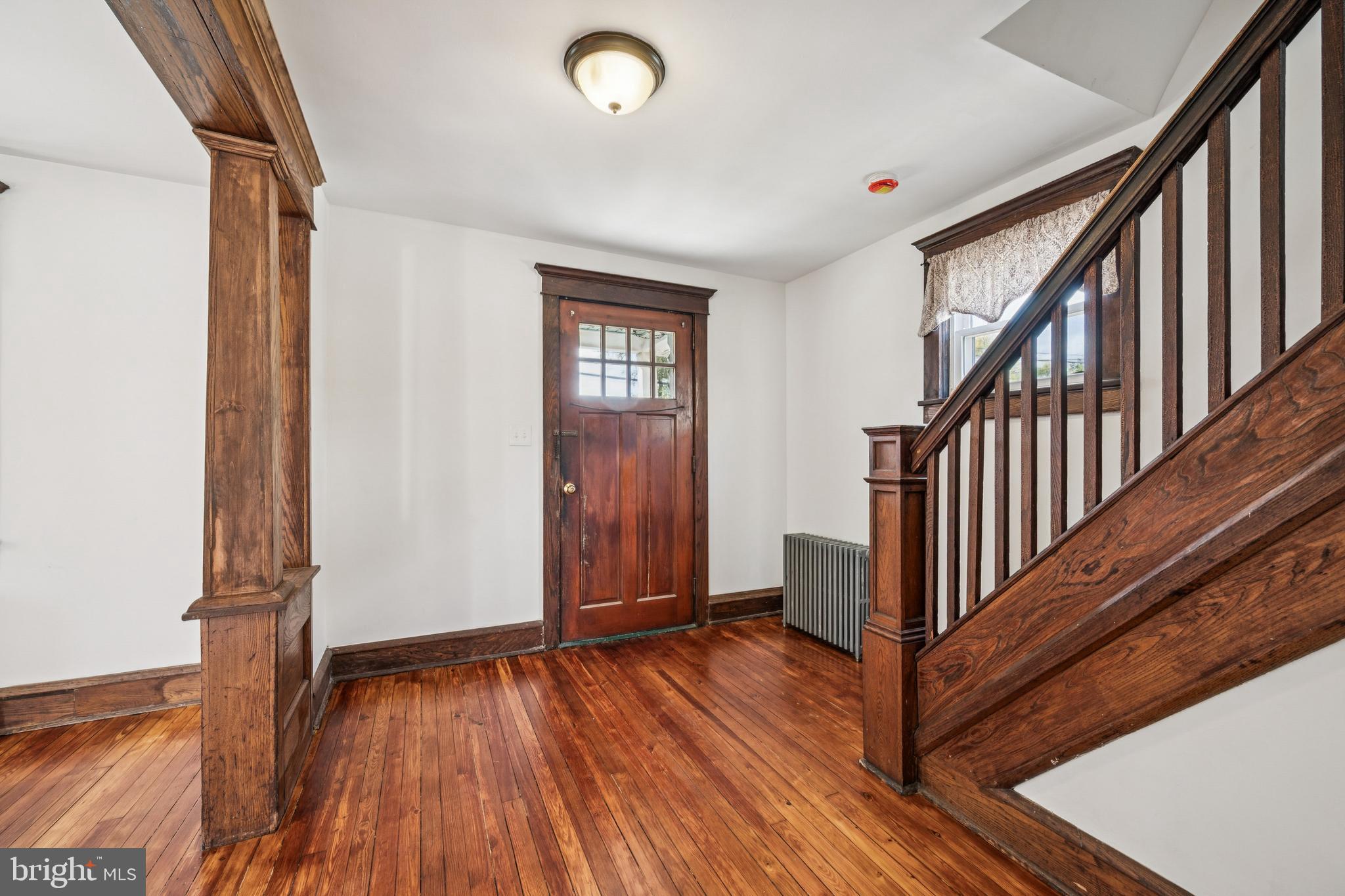 211 NEWTON AVENUE