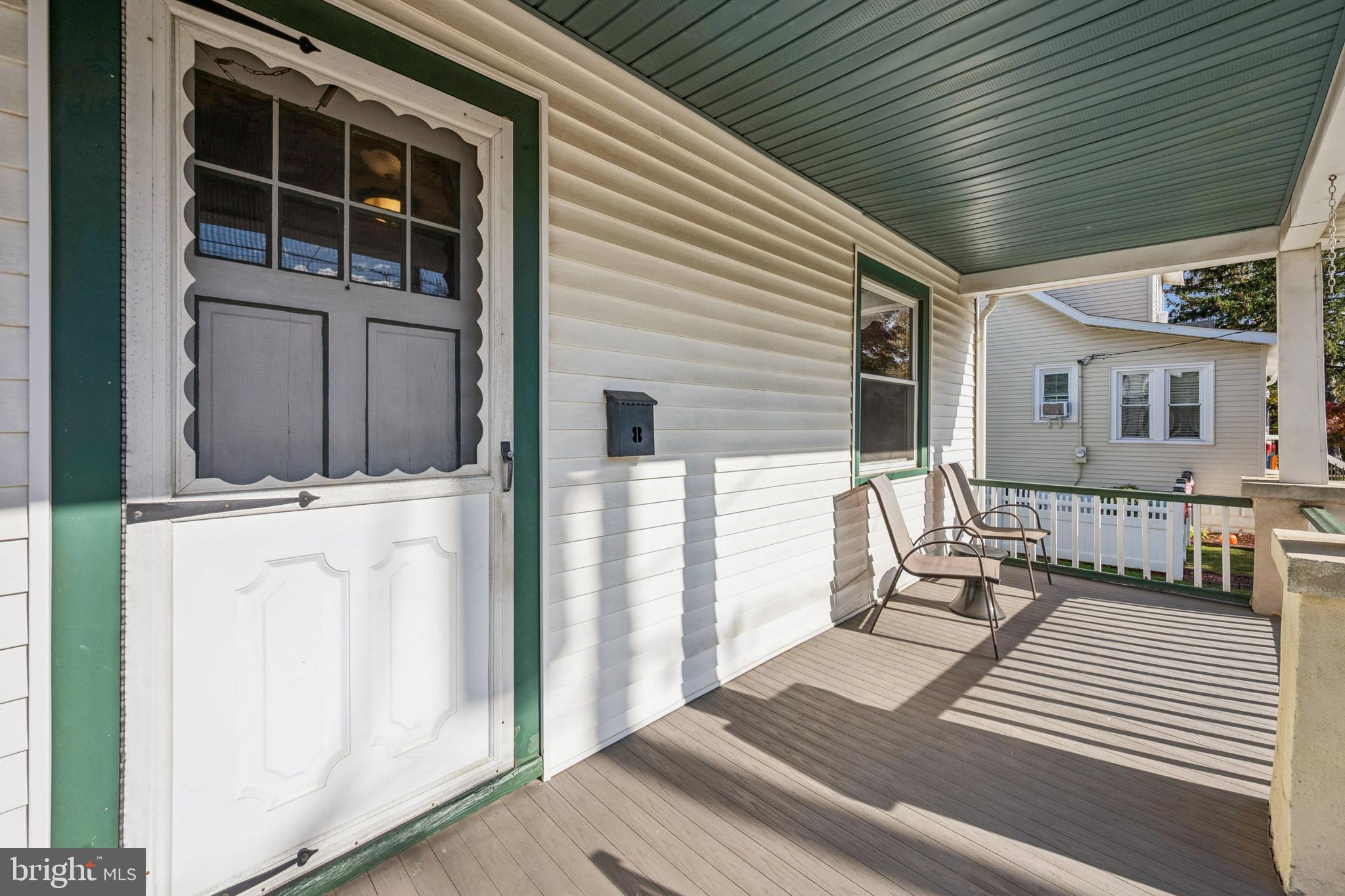 211 NEWTON AVENUE