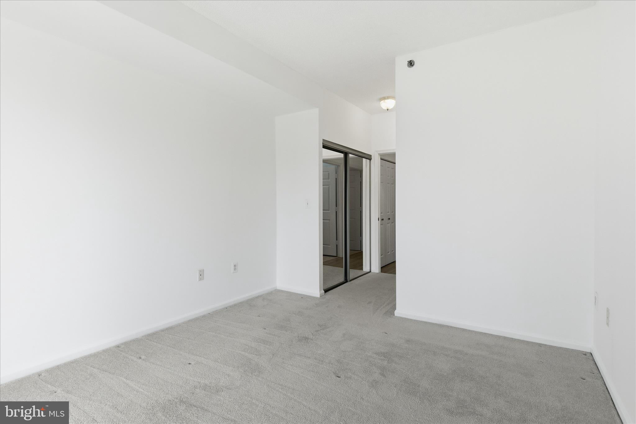 VANTAGE POINT WEST AT LW - Residential