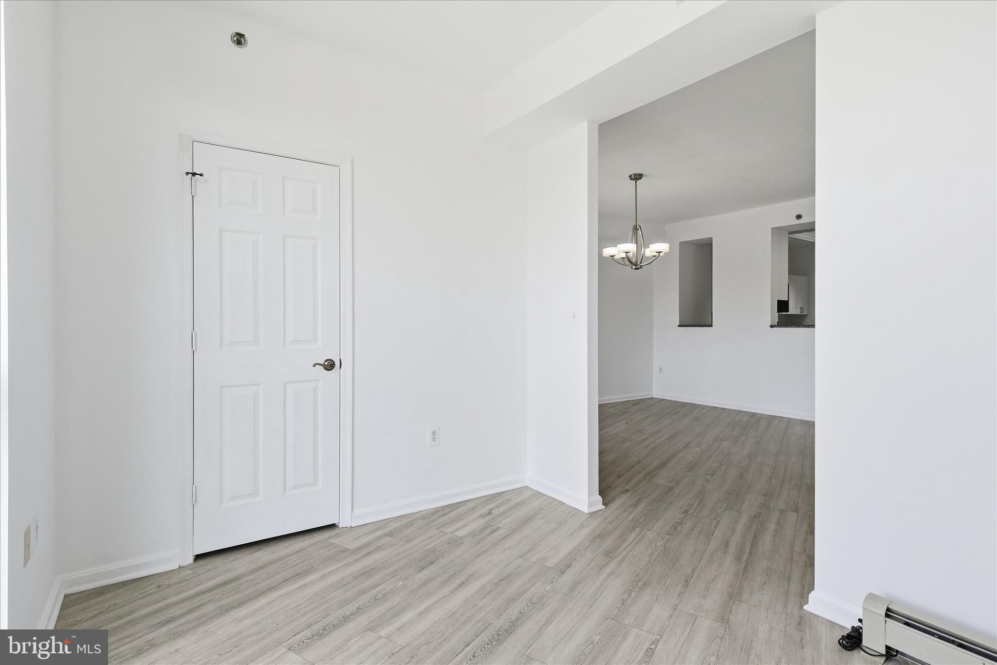 VANTAGE POINT WEST AT LW - Residential