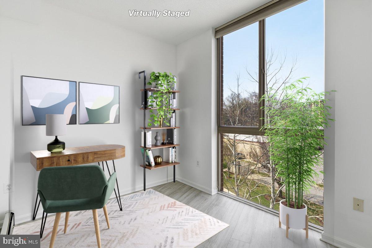 VANTAGE POINT WEST AT LW - Residential