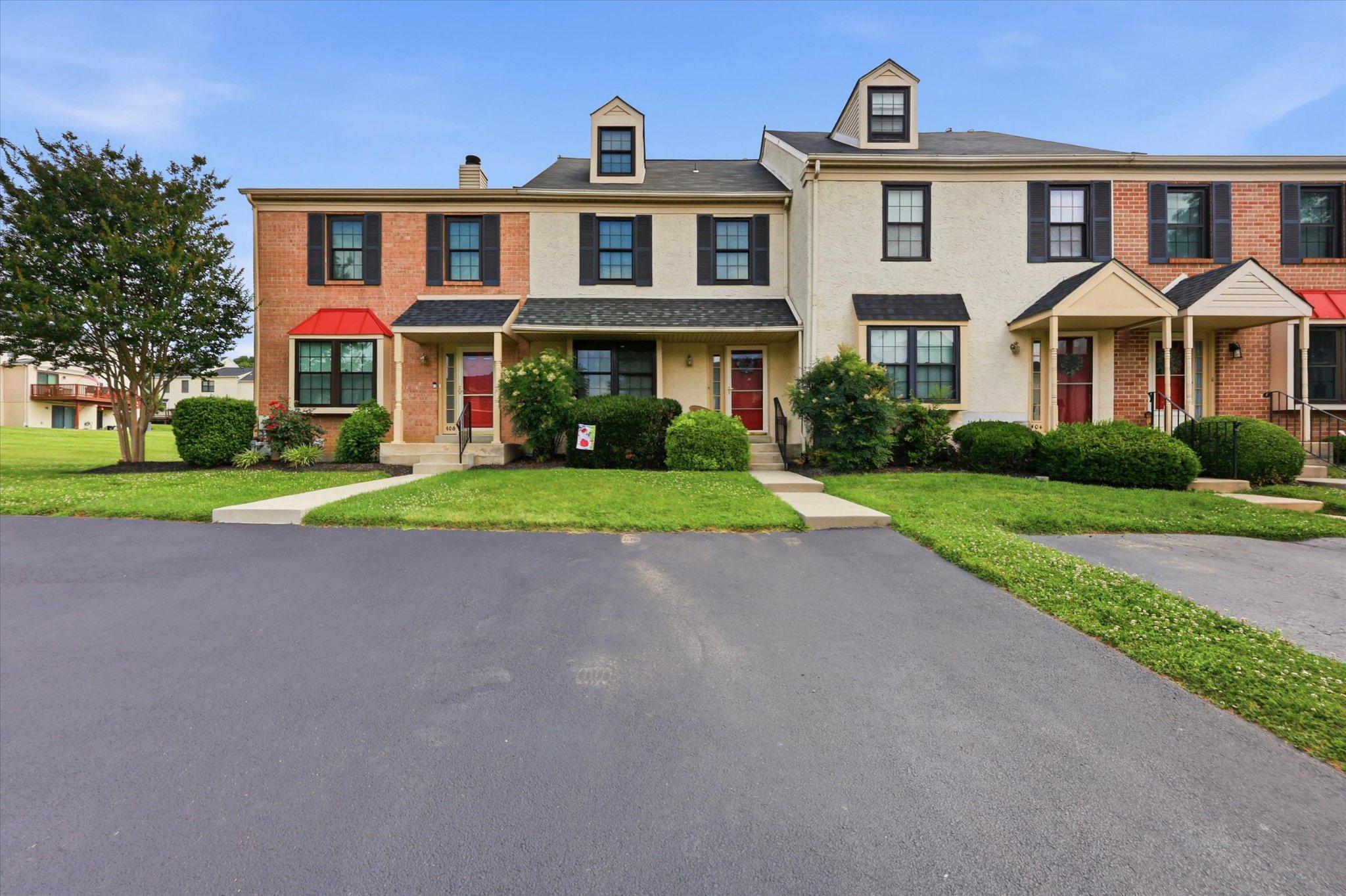 406 CARPENTER CIRCLE