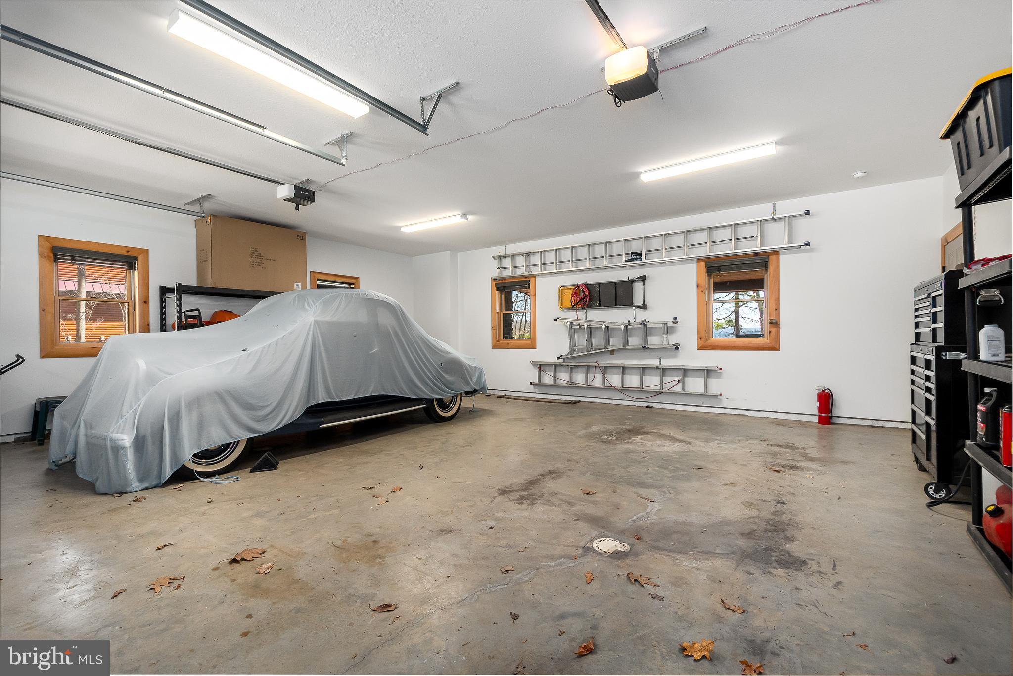 GLEN COVE - Residential