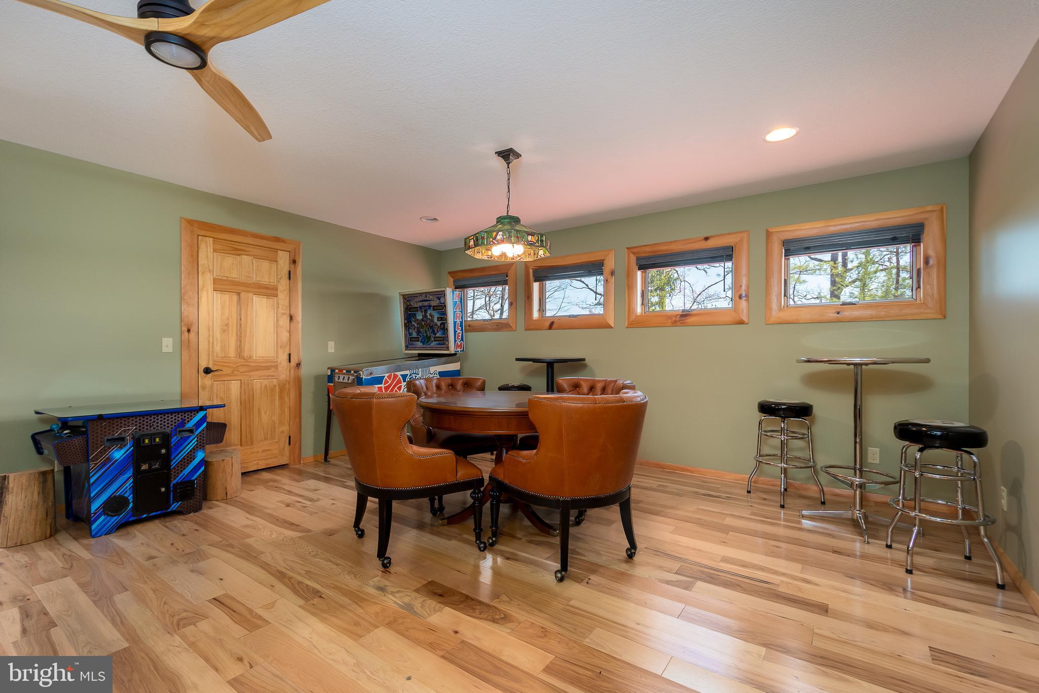 GLEN COVE - Residential