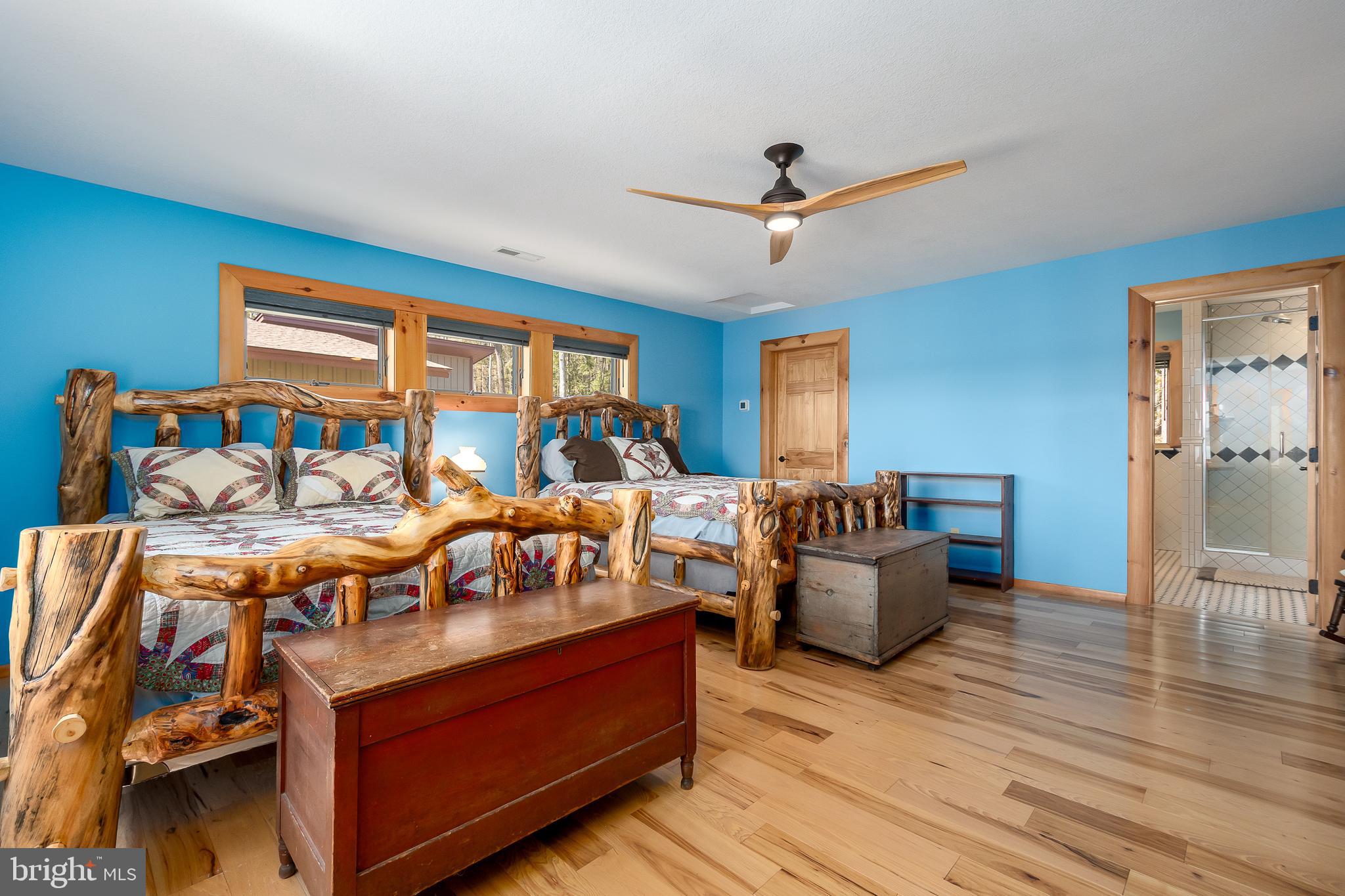 GLEN COVE - Residential