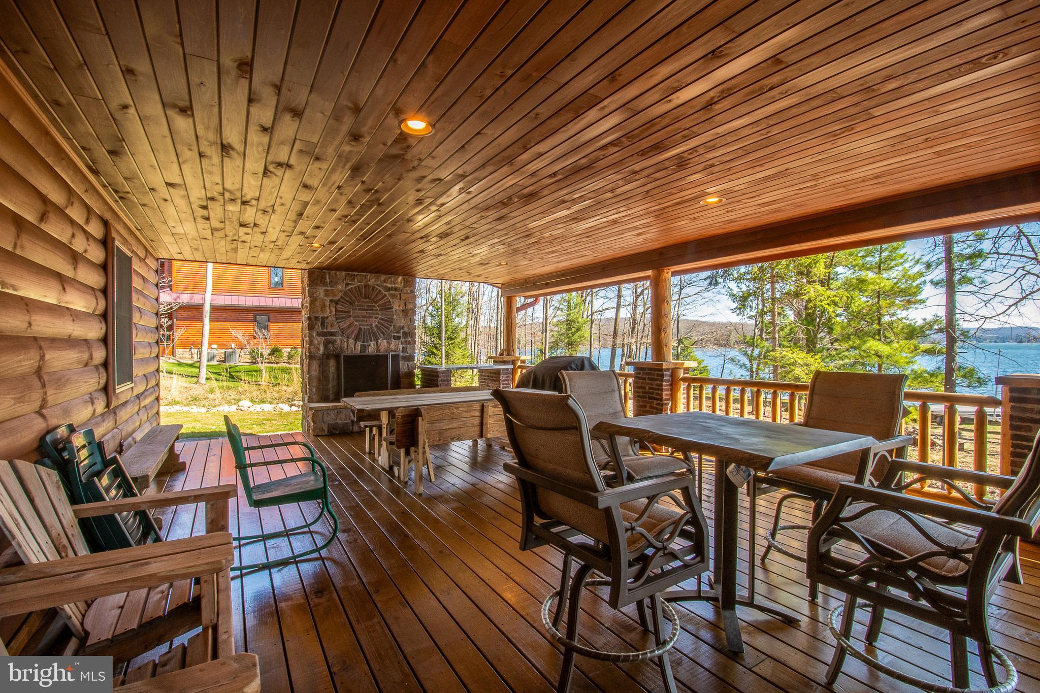 GLEN COVE - Residential