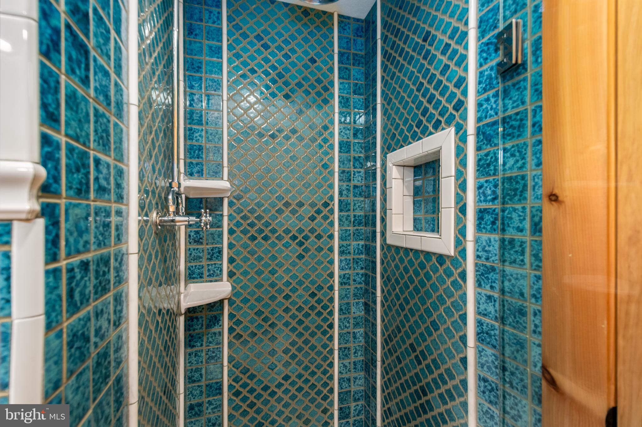 GLEN COVE - Residential