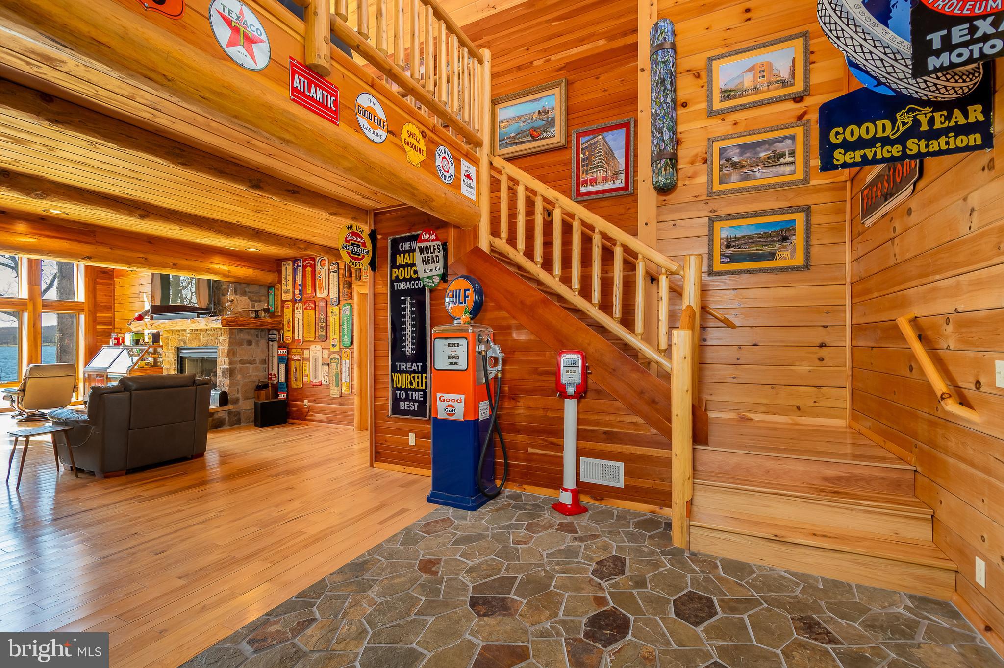 GLEN COVE - Residential