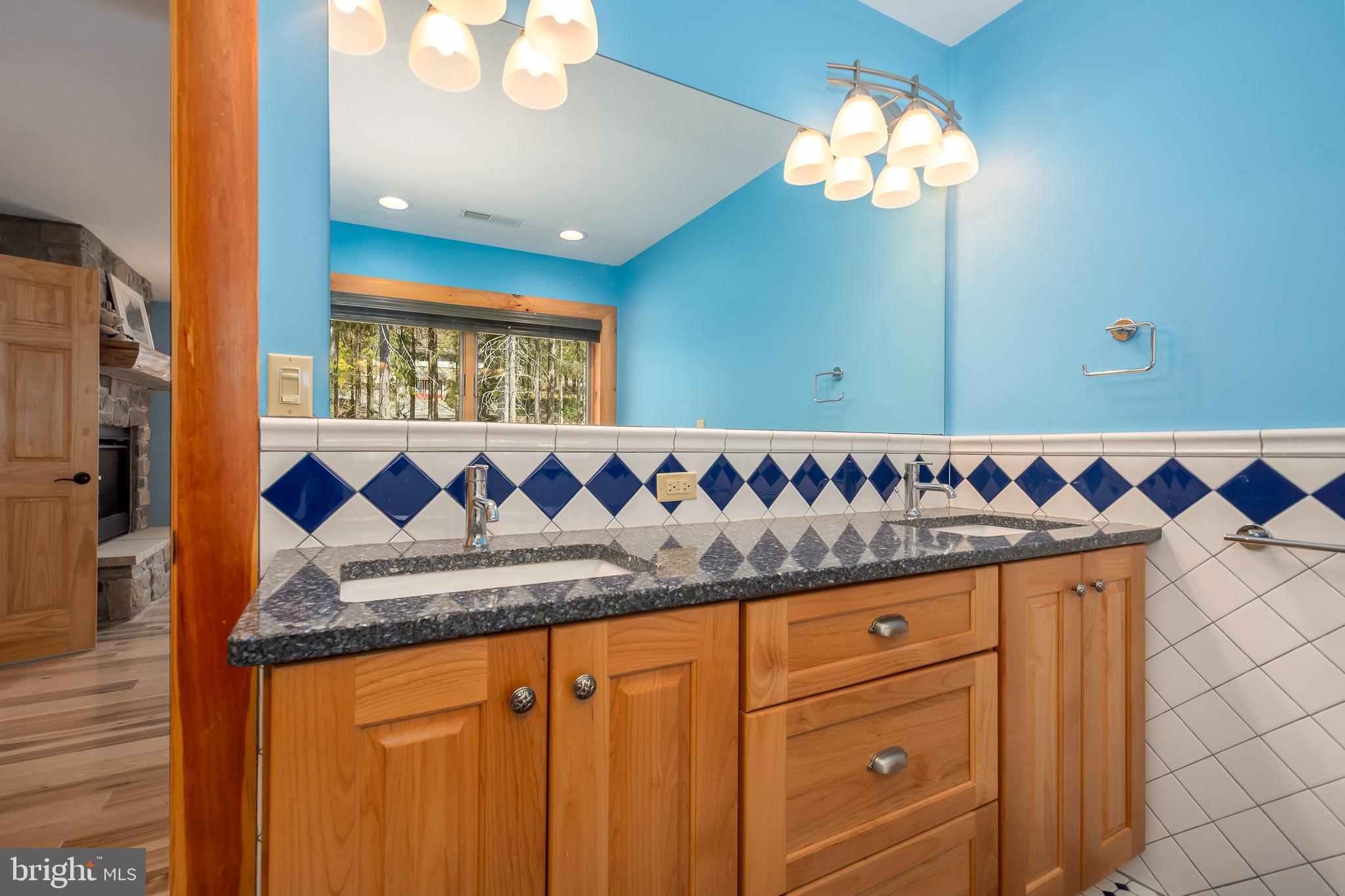 GLEN COVE - Residential