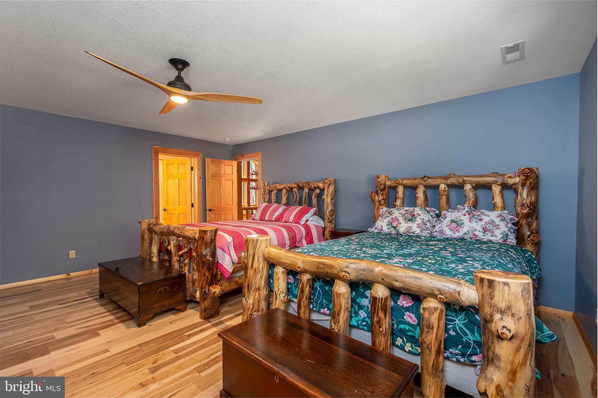 GLEN COVE - Residential