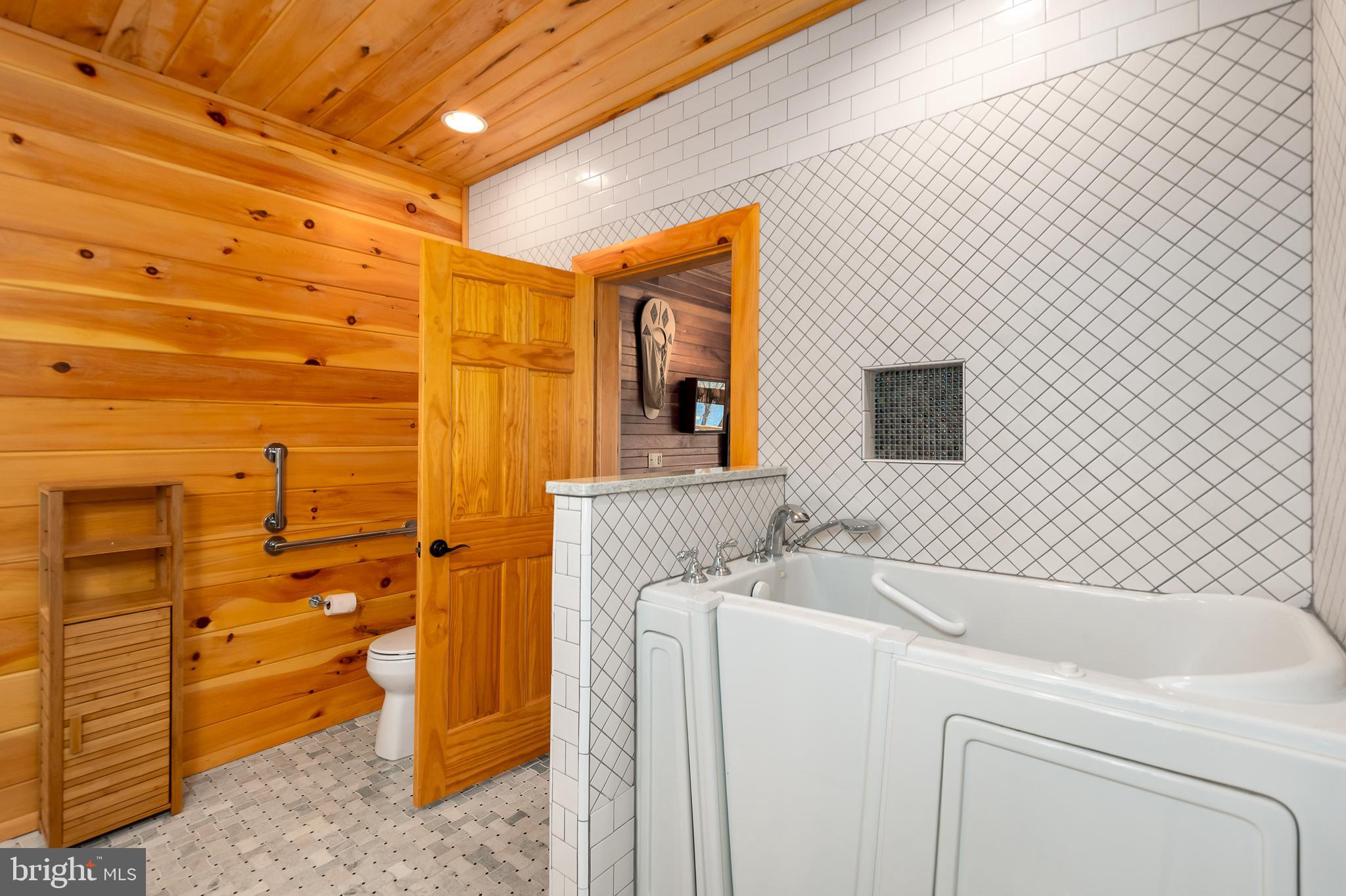 GLEN COVE - Residential