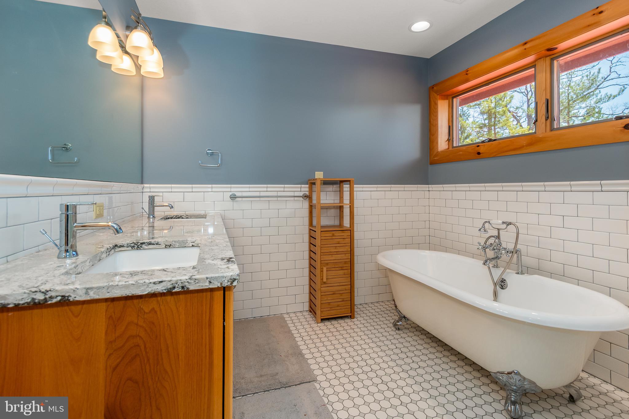 GLEN COVE - Residential